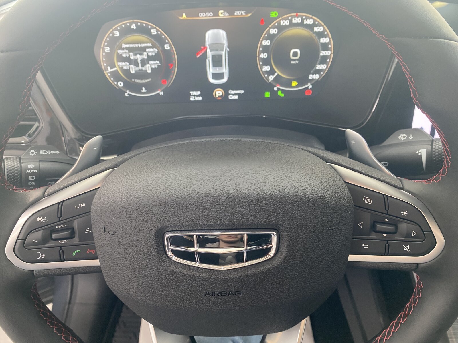 Легковой автотранспорт - GEELY Tugella 