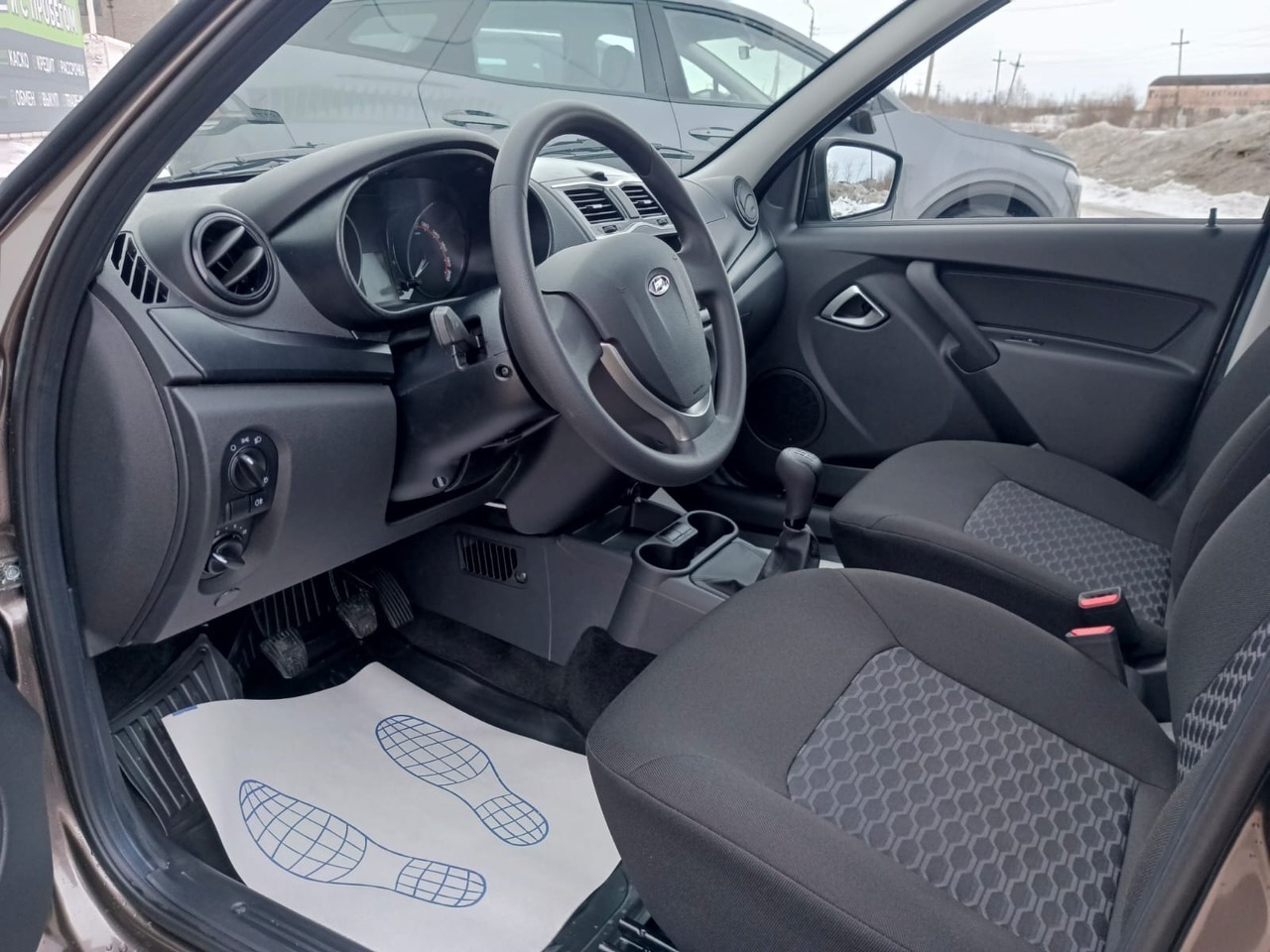 Легковой автотранспорт - Granta 1.6 MT (90 л.с.)