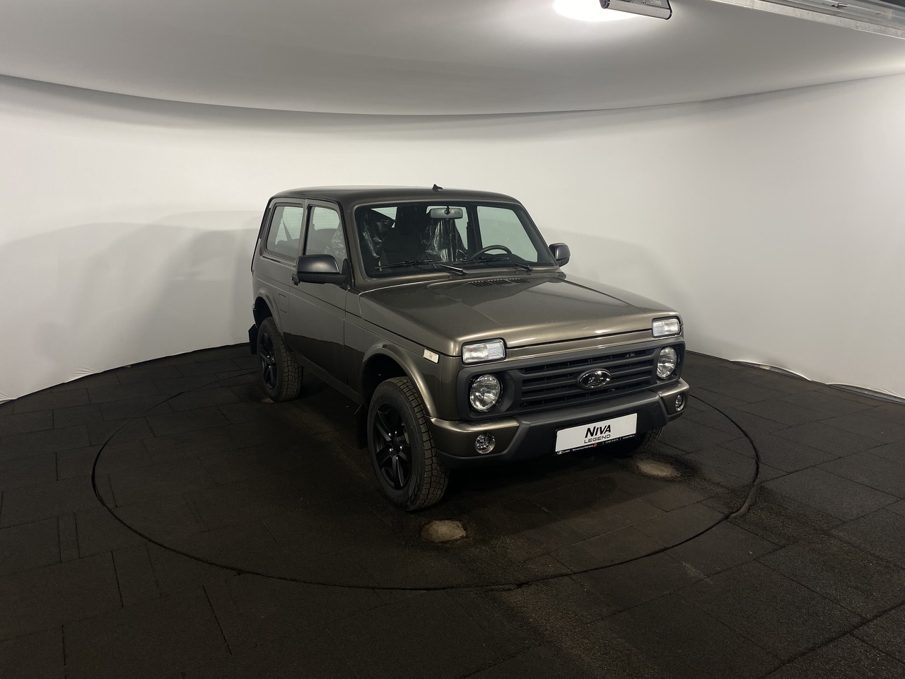 Легковой автотранспорт - LADA Niva Legend 1.7 MT (83 л.с.) 4WD