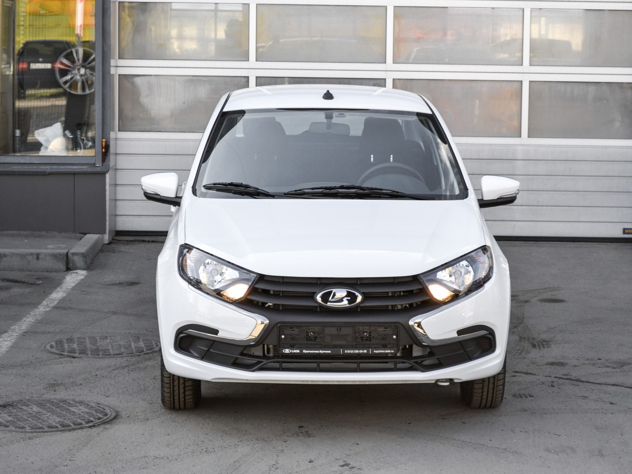 Легковой автотранспорт - LADA Granta 1.6 MT (90 л.с.)