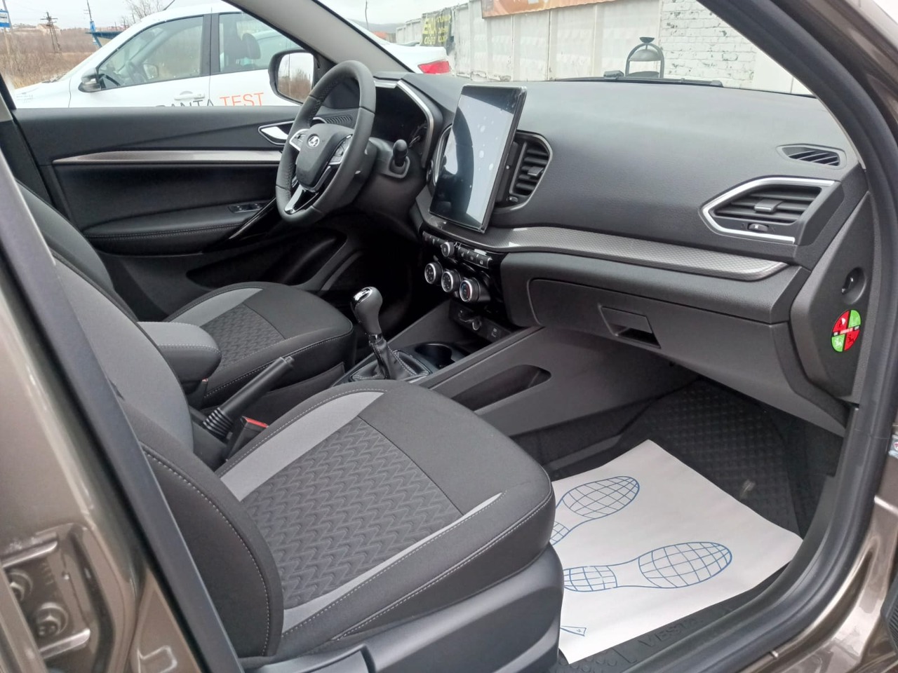 Легковой автотранспорт - LADA Vesta 1.6 MT (106 л.с.)