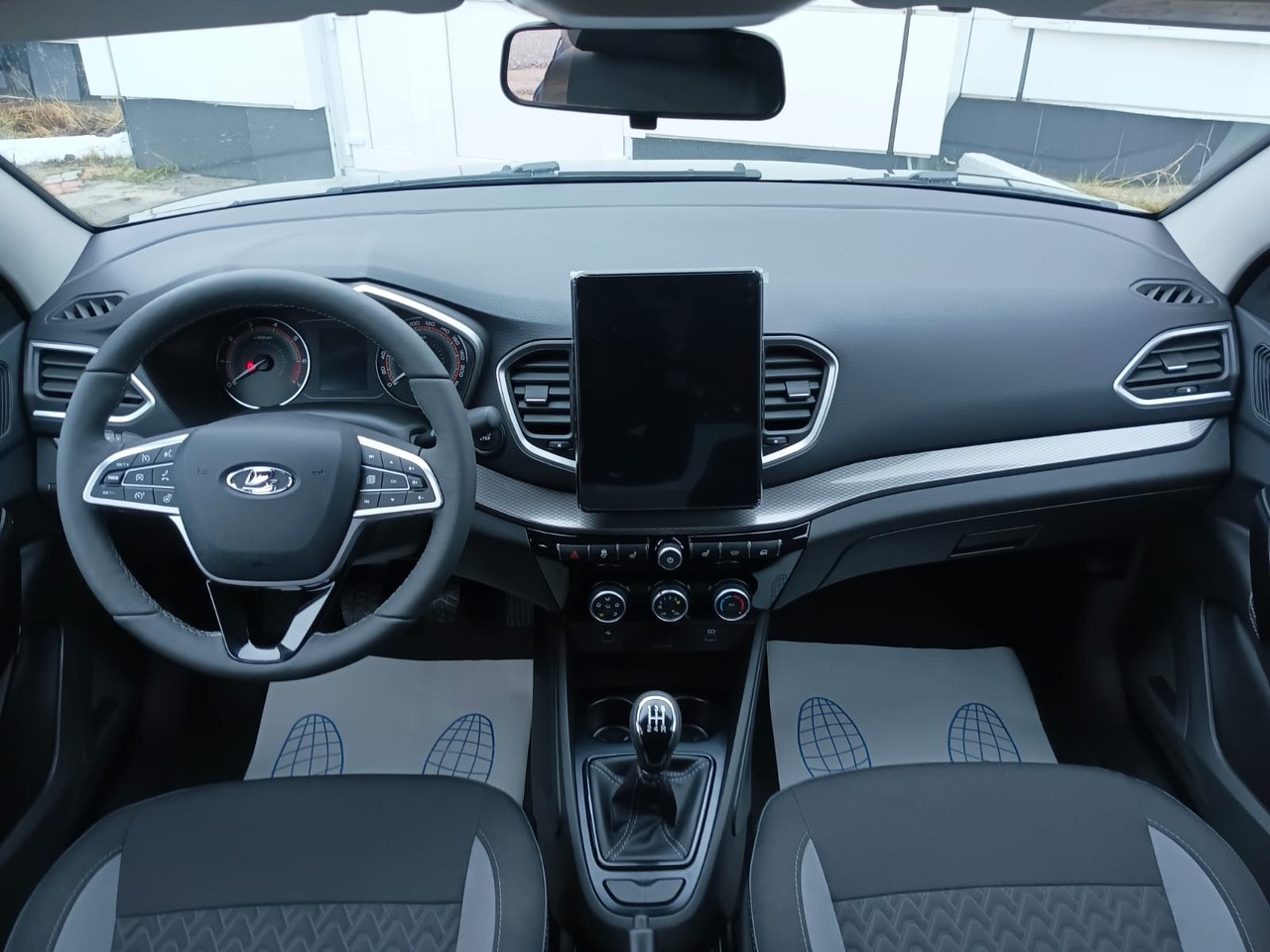 Легковой автотранспорт - LADA Vesta 1.6 MT (106 л.с.)