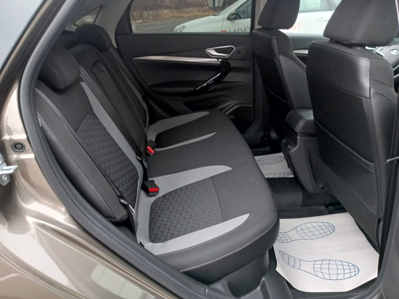 Легковой автотранспорт - LADA Vesta 1.6 MT (106 л.с.)