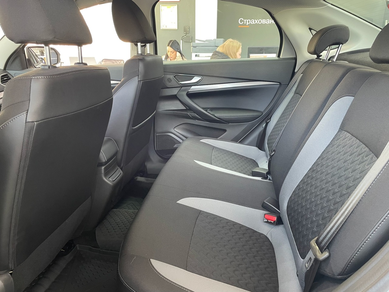 Легковой автотранспорт - LADA Vesta 1.6 MT (106 л.с.)