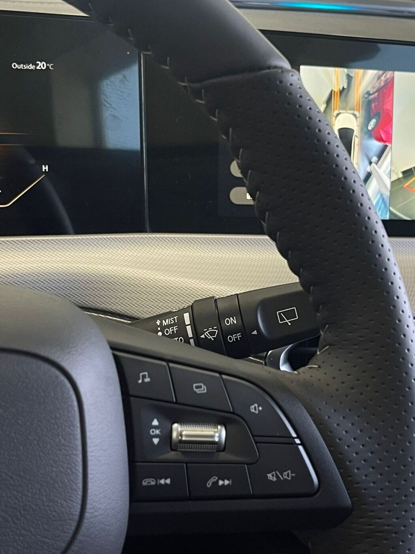 Легковой автотранспорт - CHANGAN UNI-T 1.5 AMT (167 л.с.)