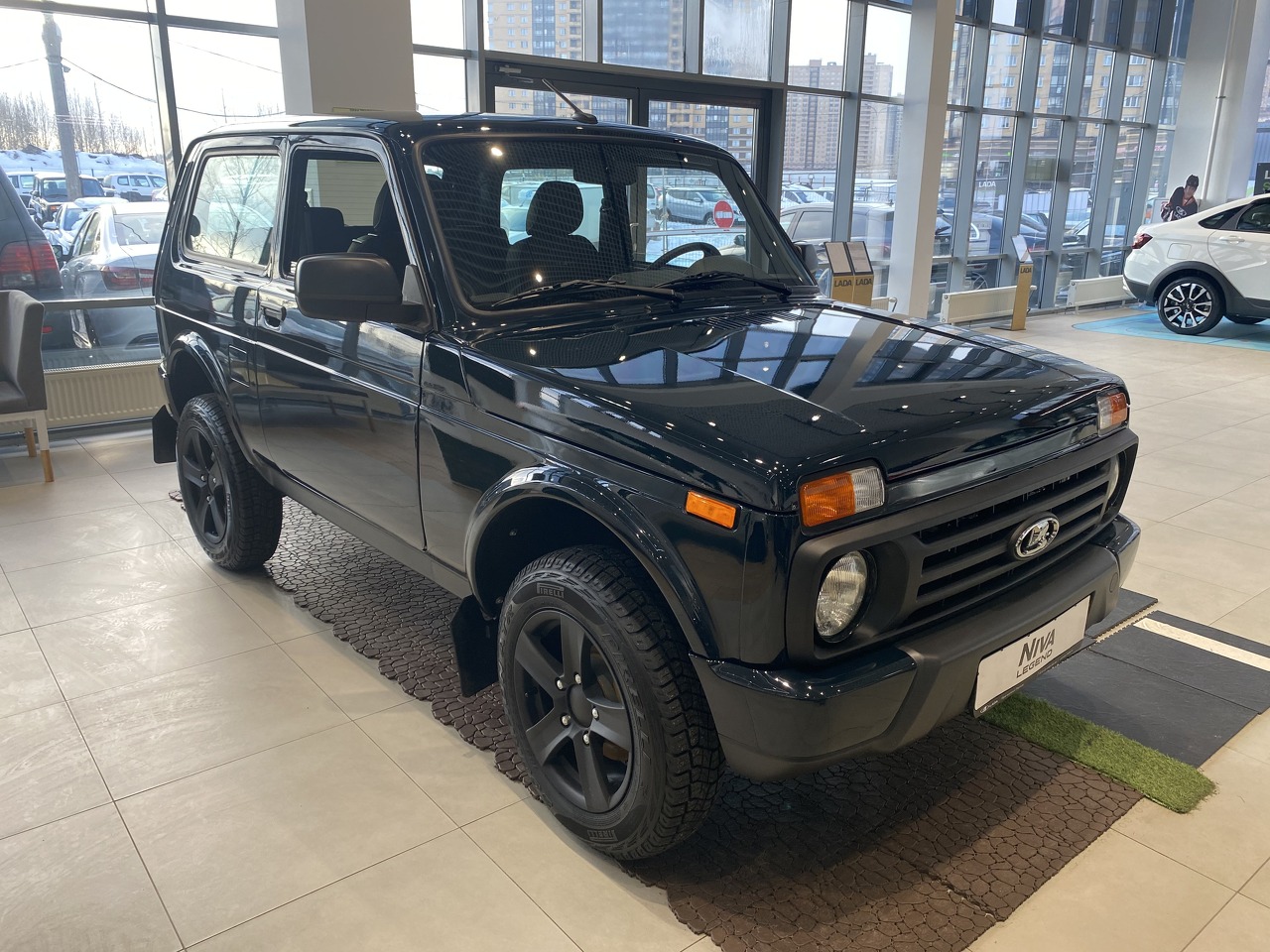 Легковой автотранспорт - LADA Niva Legend 1.7 MT (83 л.с.) 4WD