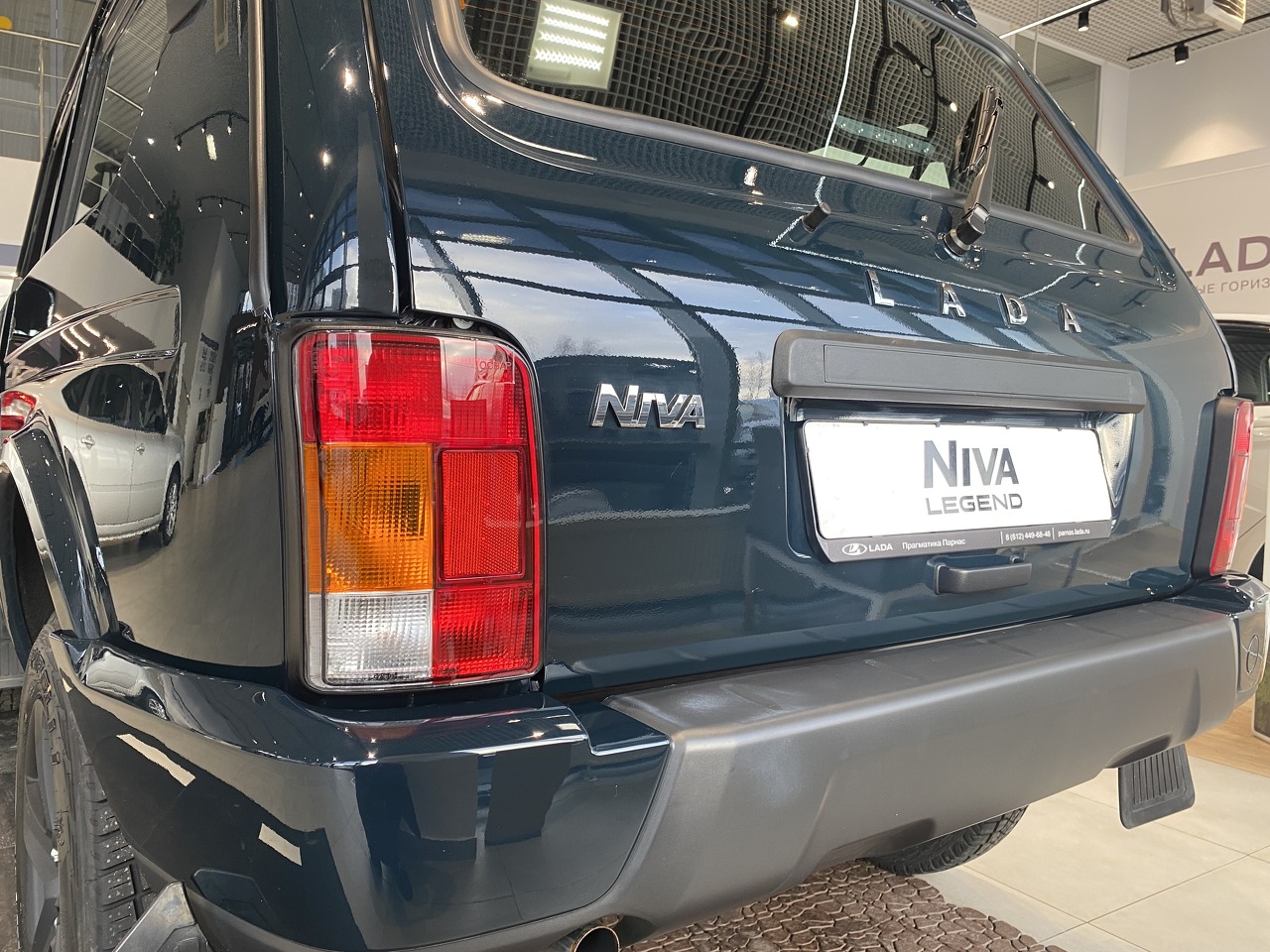 Легковой автотранспорт - LADA Niva Legend 1.7 MT (83 л.с.) 4WD