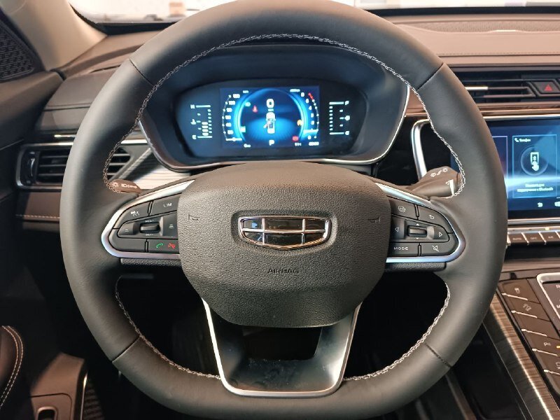 Легковой автотранспорт - GEELY Atlas Pro 