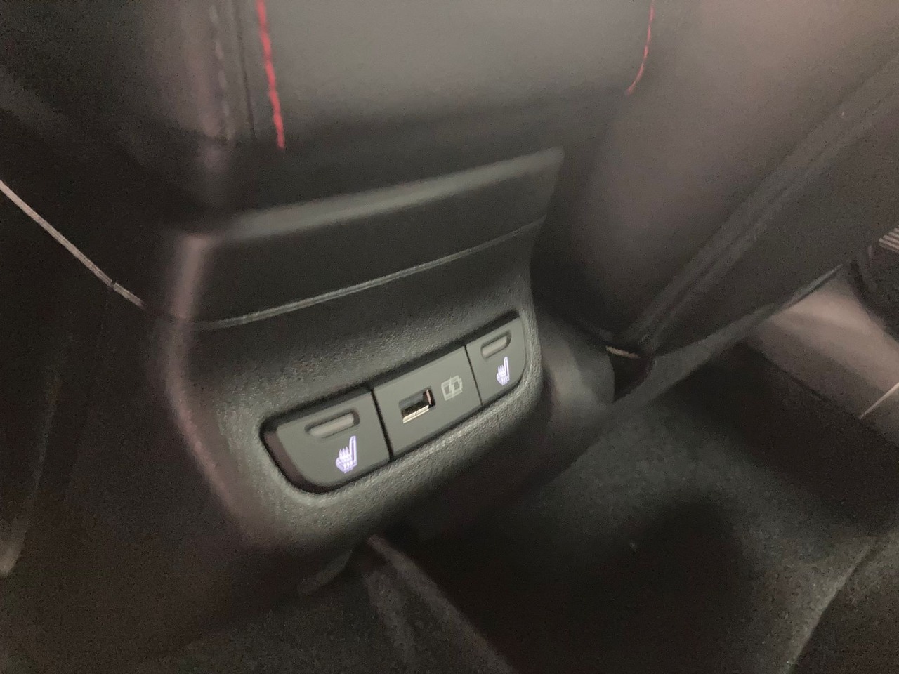 Легковой автотранспорт - LADA Vesta Sportline 1.6 MT (118 л.с.)