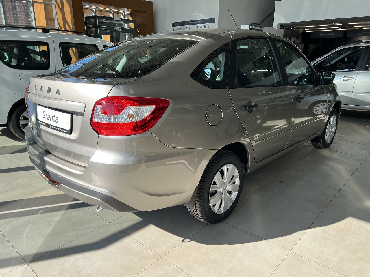 Легковой автотранспорт - Granta Euro-2 1.6 MT (90 л.с.)