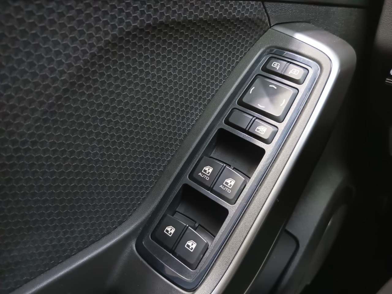 Легковой автотранспорт - LADA Iskra 1.6 MT (106 л.с.)