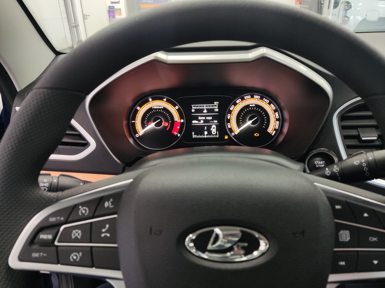 Легковой автотранспорт - LADA Vesta 1.6 MT (106 л.с.)