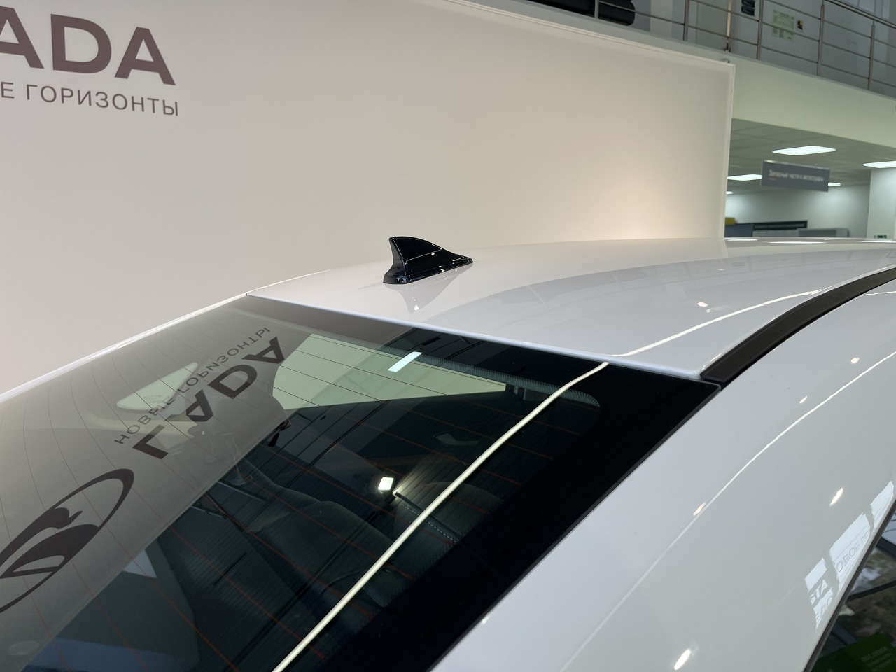 Легковой автотранспорт - Vesta Cross 1.6 MT (106 л.с.)