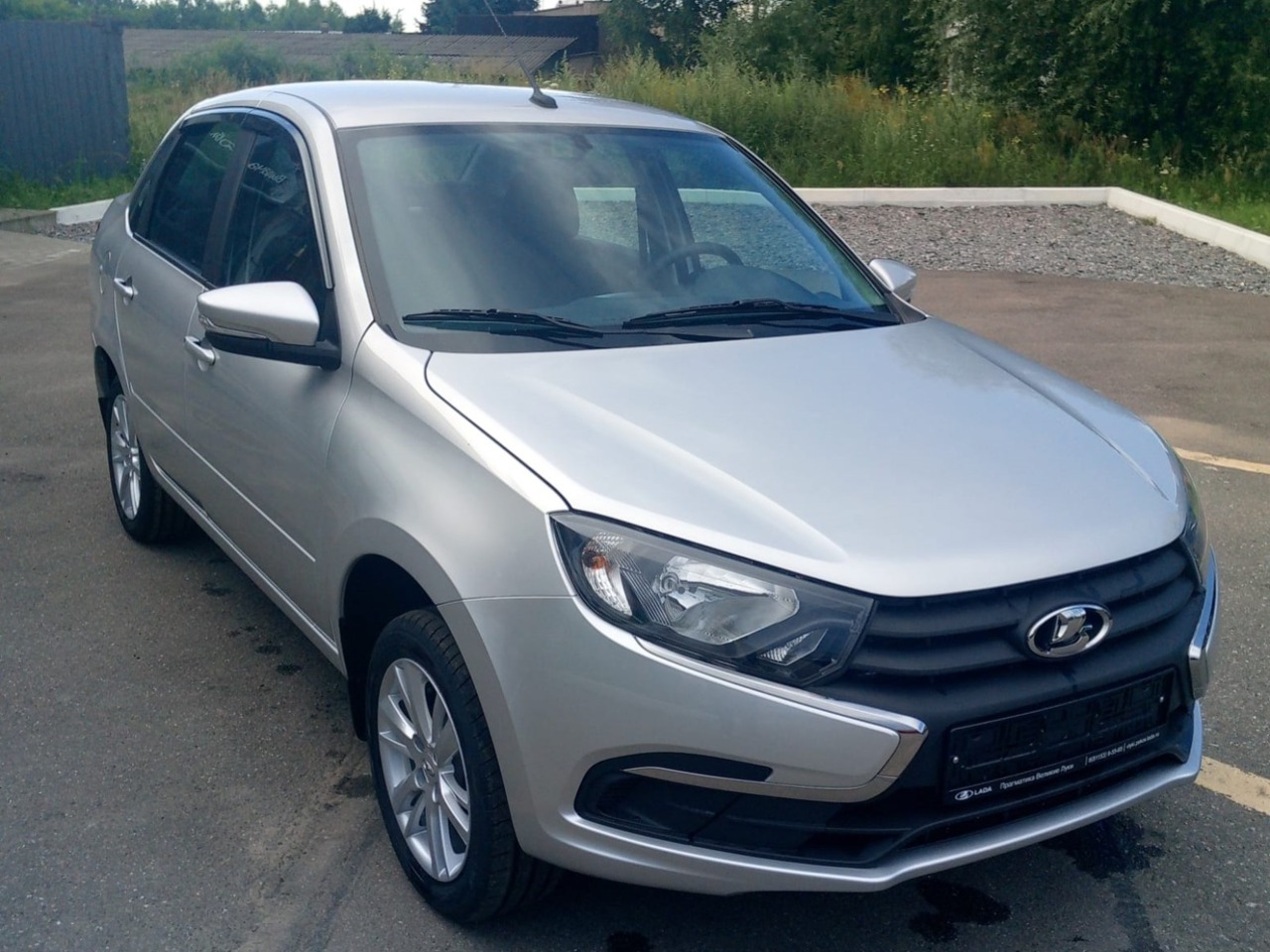 Легковой автотранспорт - LADA Granta 1.6 MT (90 л.с.)