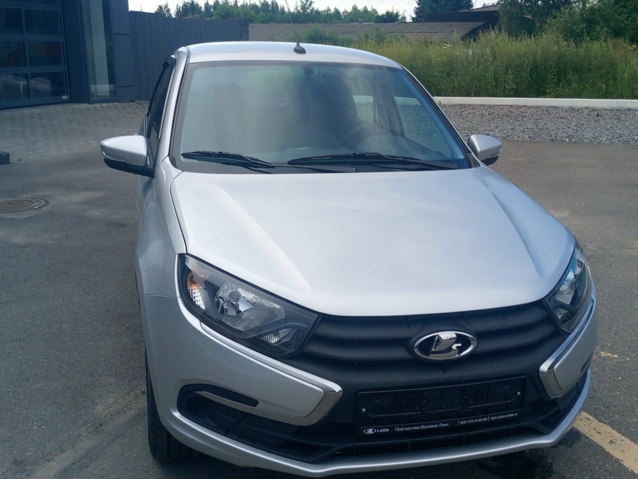 Легковой автотранспорт - LADA Granta 1.6 MT (90 л.с.)