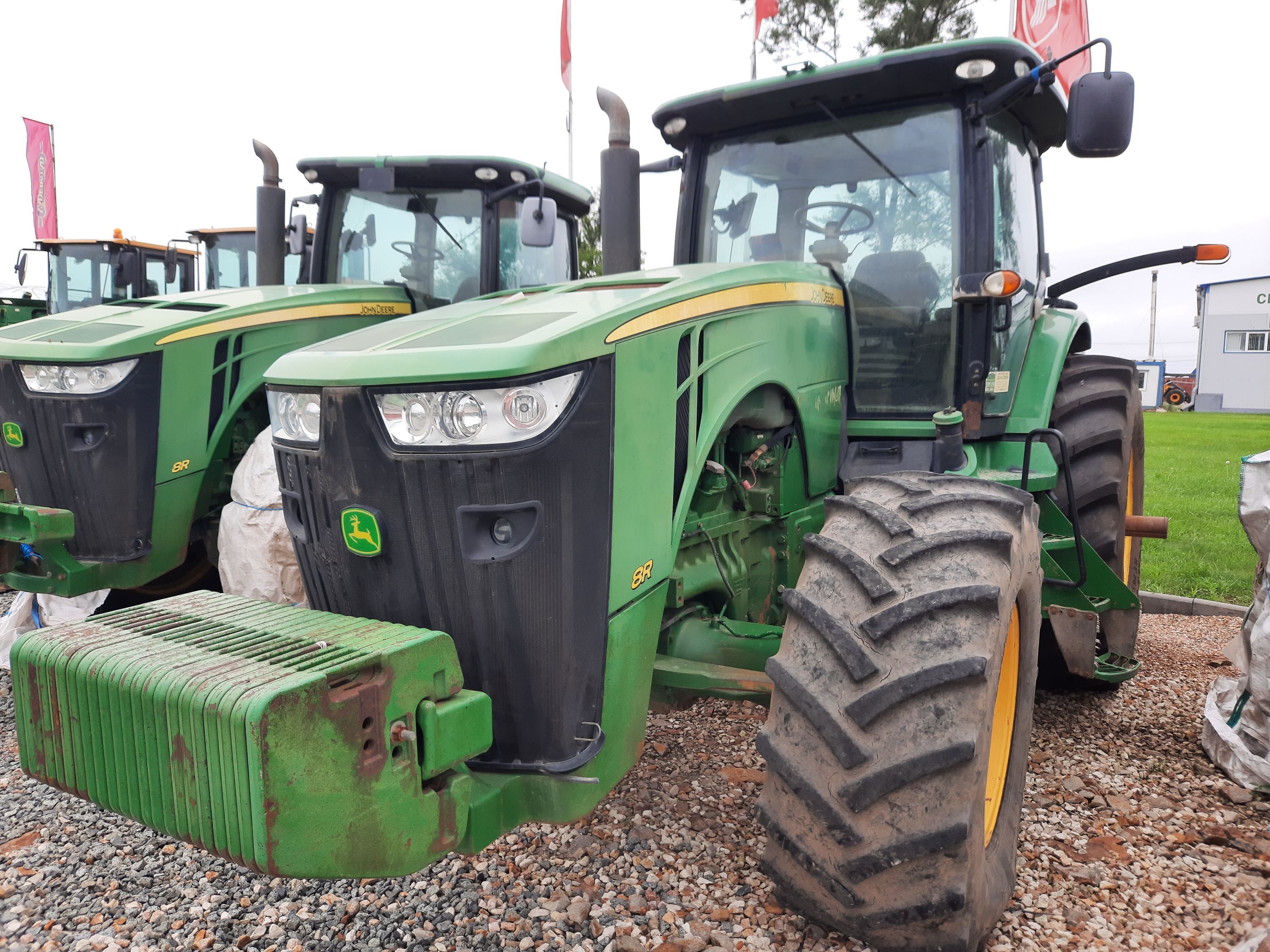 Колесные тракторы - JOHN DEERE 8285R 4WD