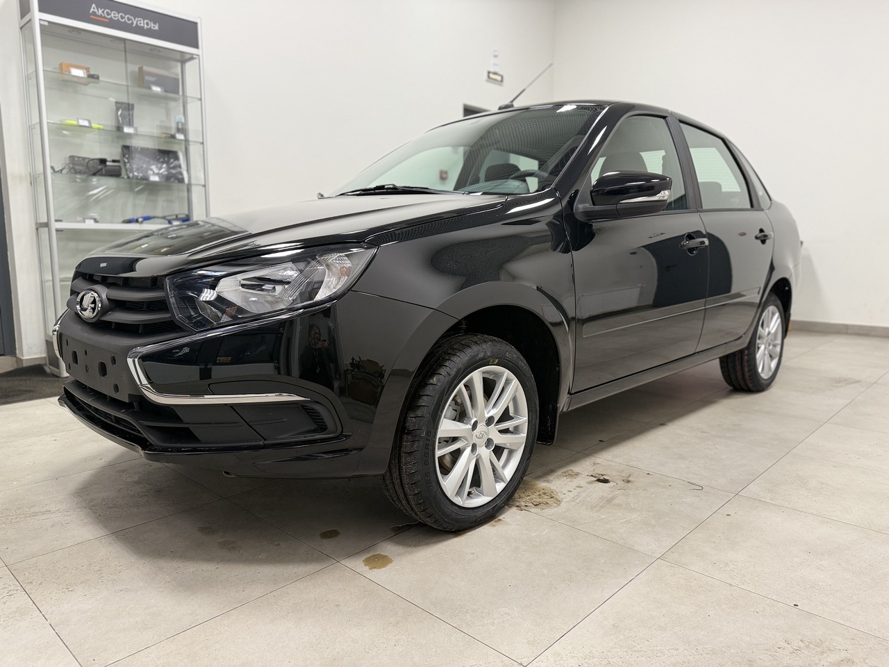 Легковой автотранспорт - LADA Granta 1.6 MT (90 л.с.)