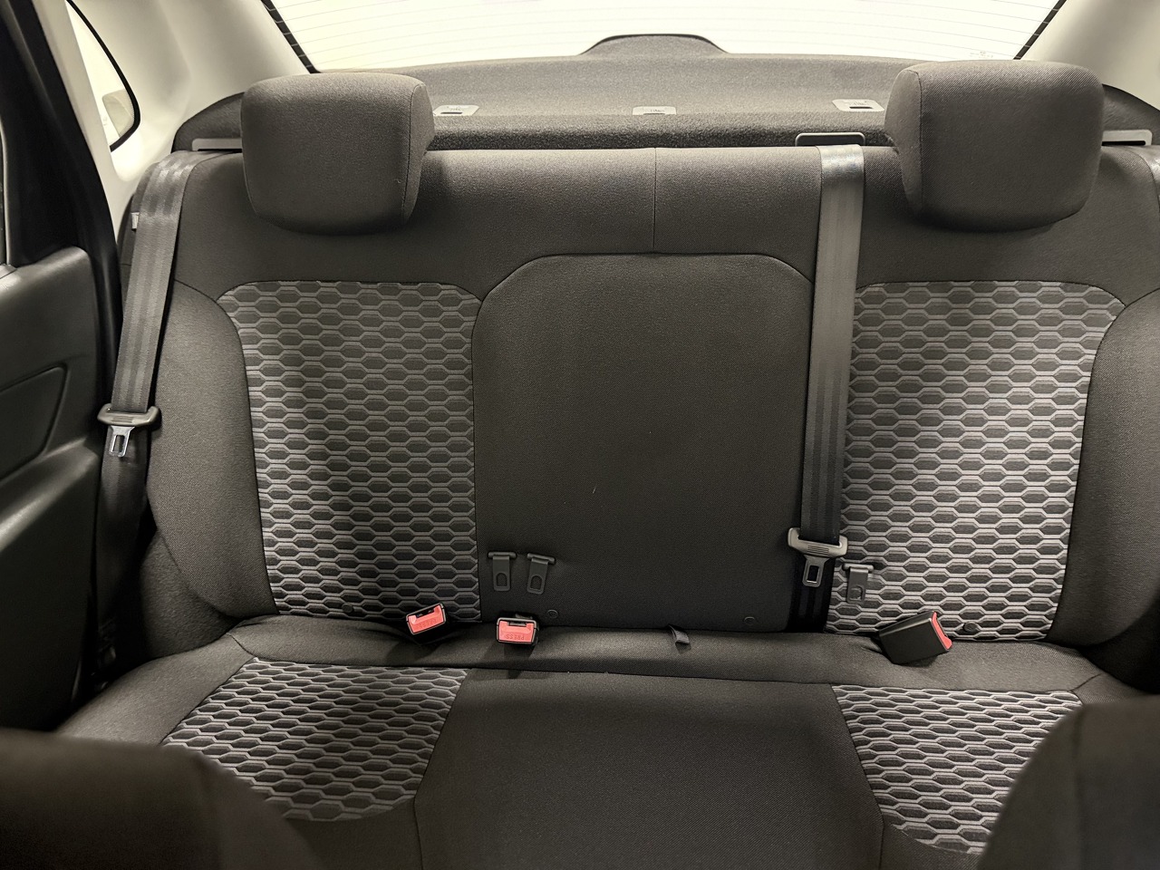 Легковой автотранспорт - LADA Granta 1.6 MT (90 л.с.)