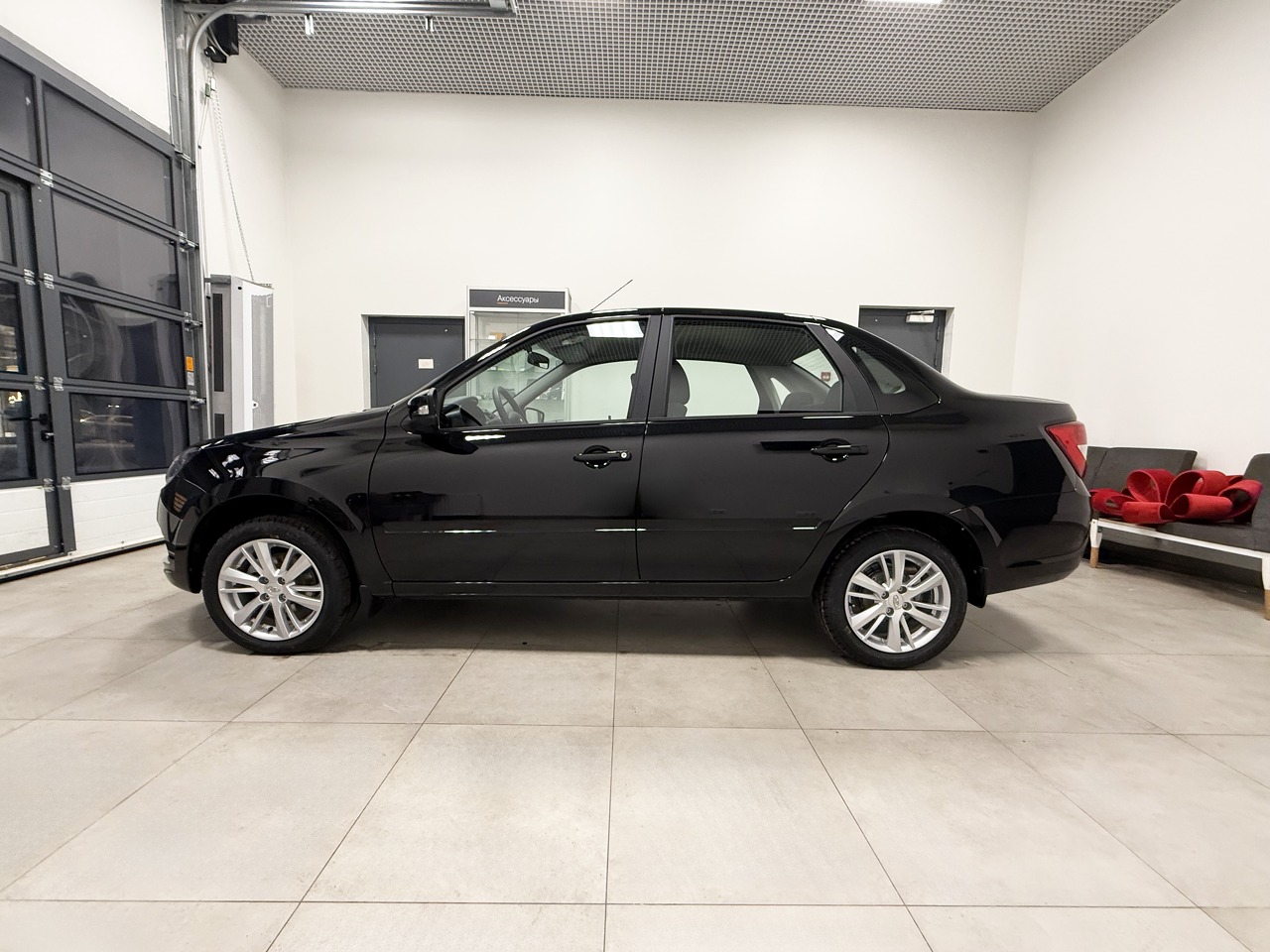 Легковой автотранспорт - LADA Granta 1.6 MT (90 л.с.)