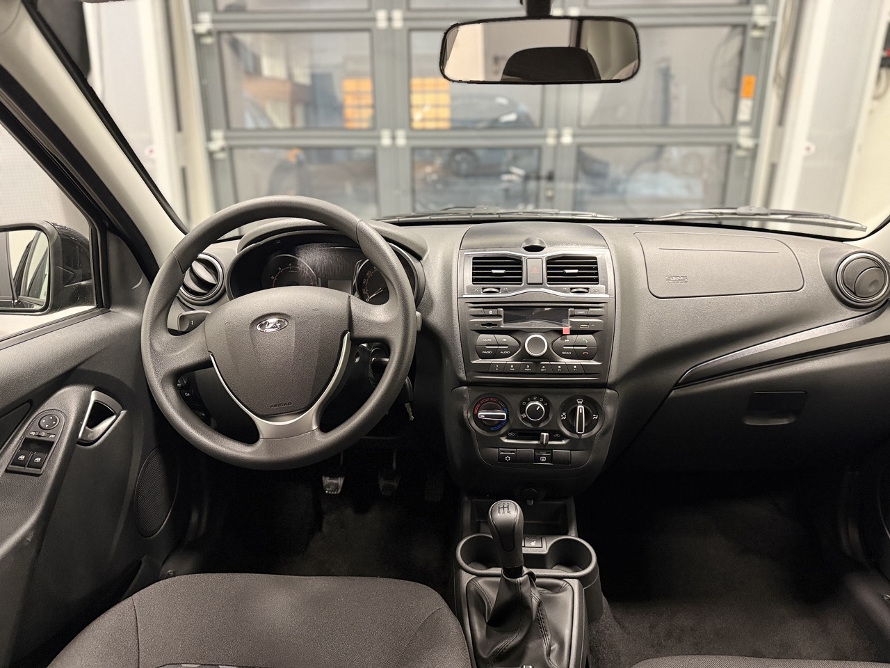 Легковой автотранспорт - LADA Granta 1.6 MT (90 л.с.)