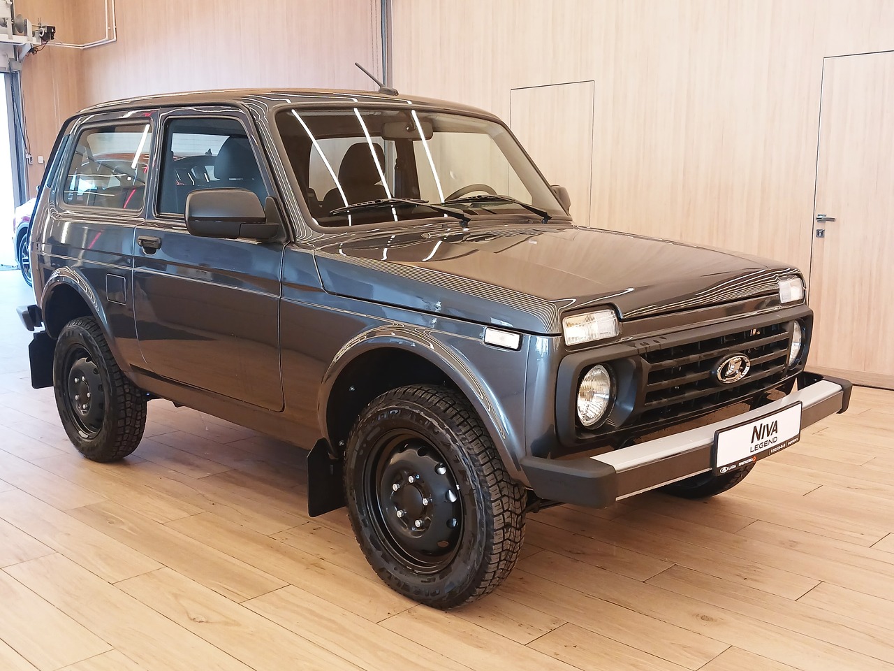 Легковой автотранспорт - LADA Niva Legend 1.7 MT (83 л.с.) 4WD