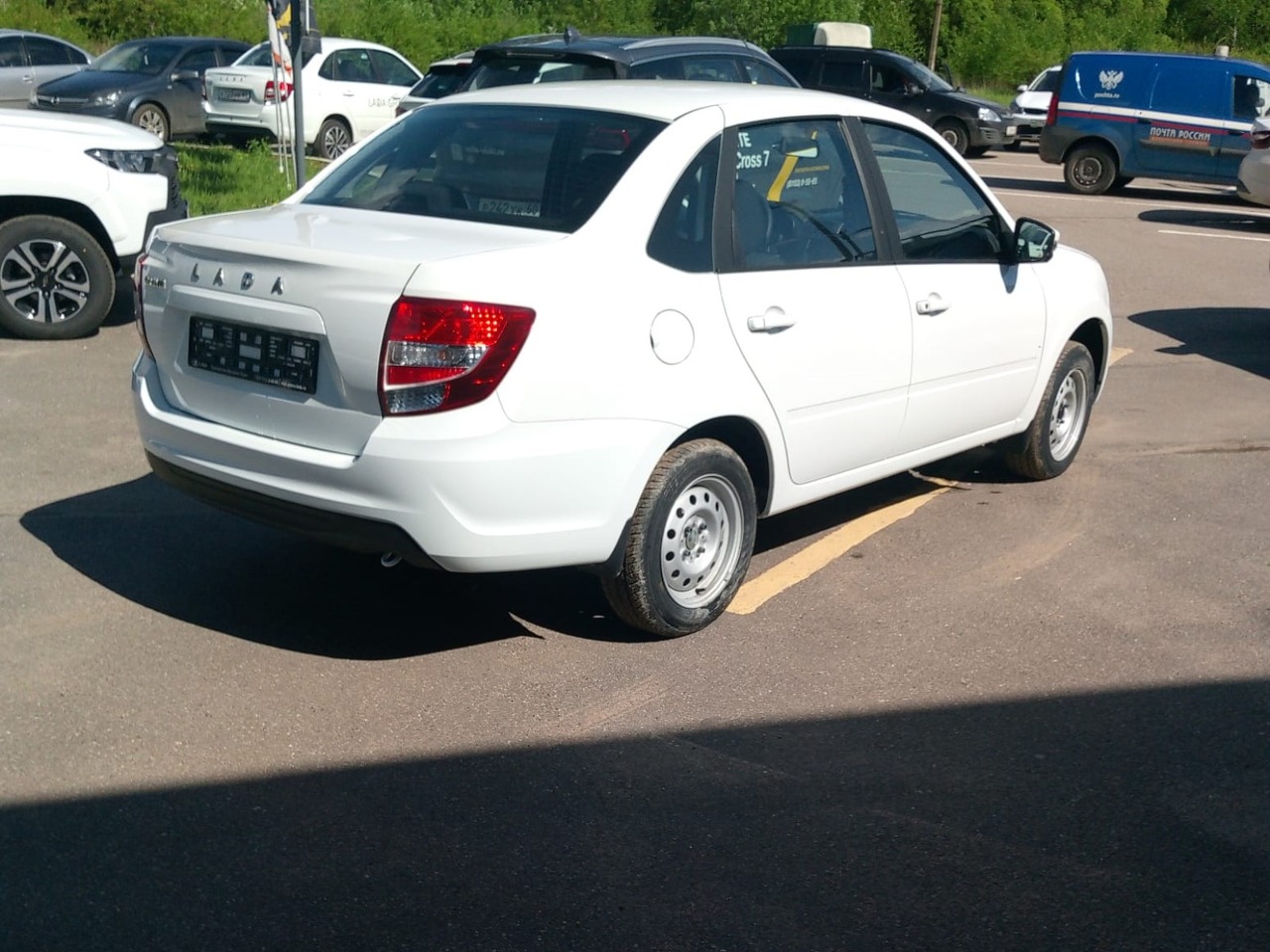 Легковой автотранспорт - LADA Granta 1.6 MT (90 л.с.)