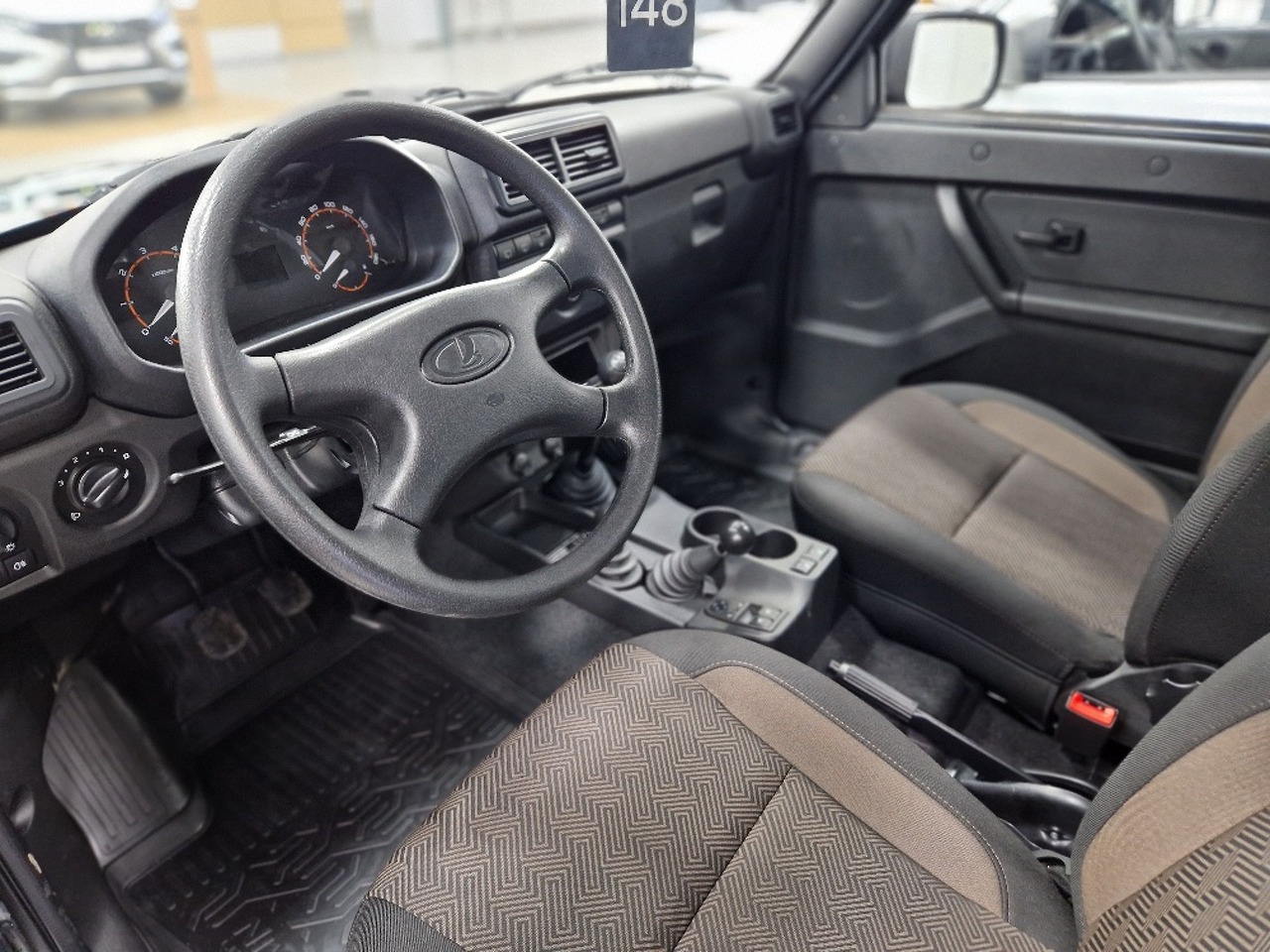 Легковой автотранспорт - LADA Niva Legend 1.7 MT (83 л.с.) 4WD