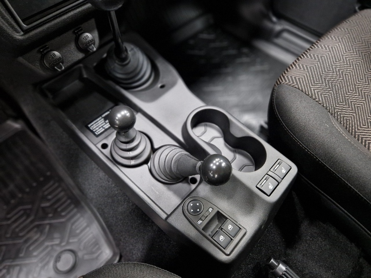 Легковой автотранспорт - LADA Niva Legend 1.7 MT (83 л.с.) 4WD