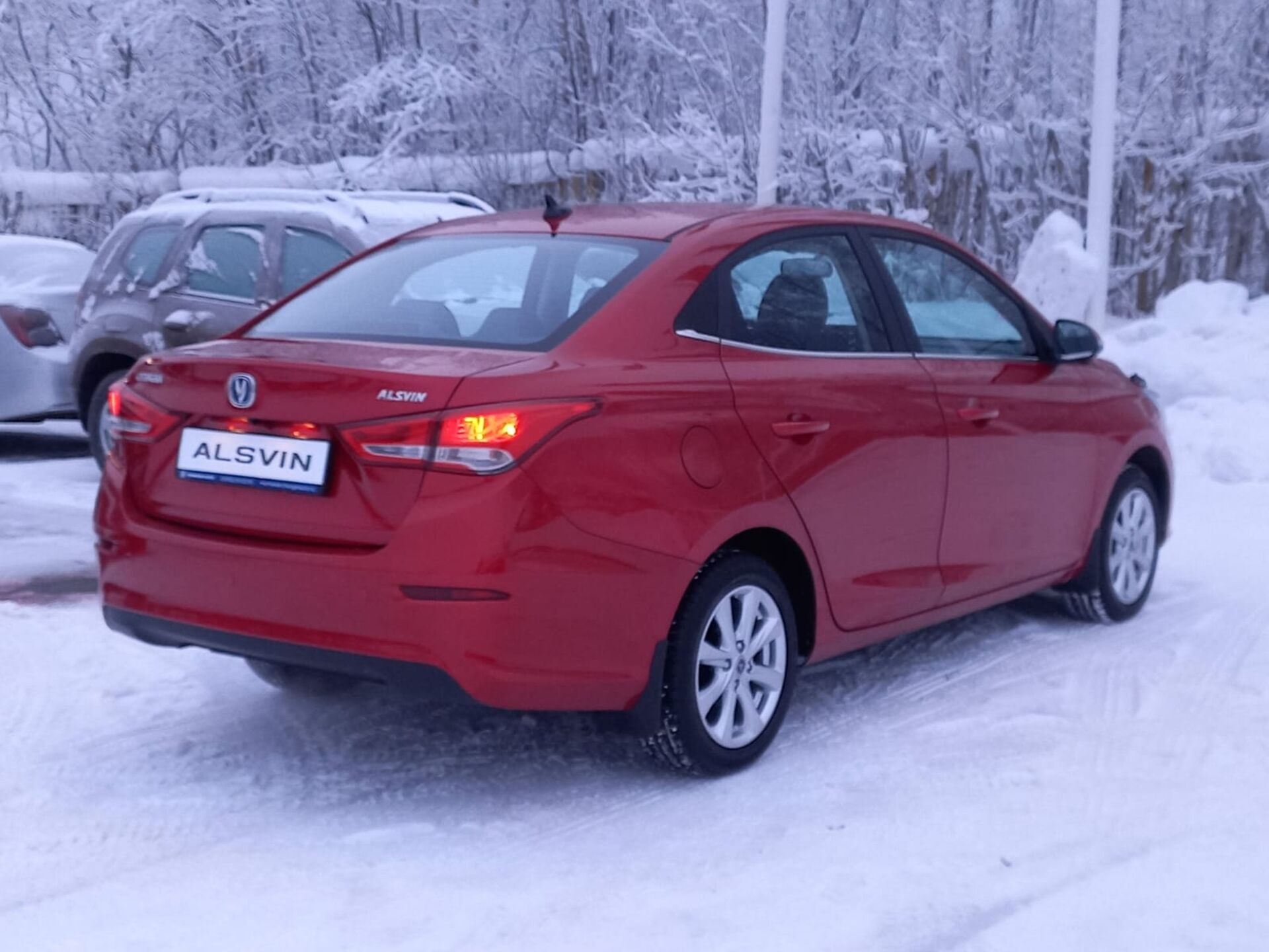Легковой автотранспорт - CHANGAN Alsvin 1.5 AMT (98 л.с.)