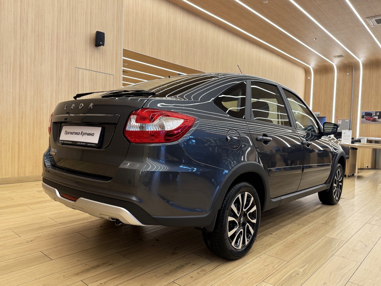 Легковой автотранспорт - LADA Granta Active Cross 1.6 MT (90 л.с.)