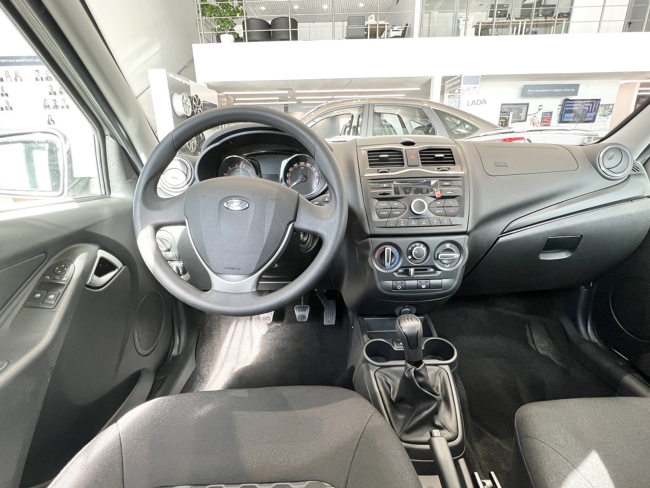 Легковой автотранспорт - LADA Granta 1.6 MT (90 л.с.)