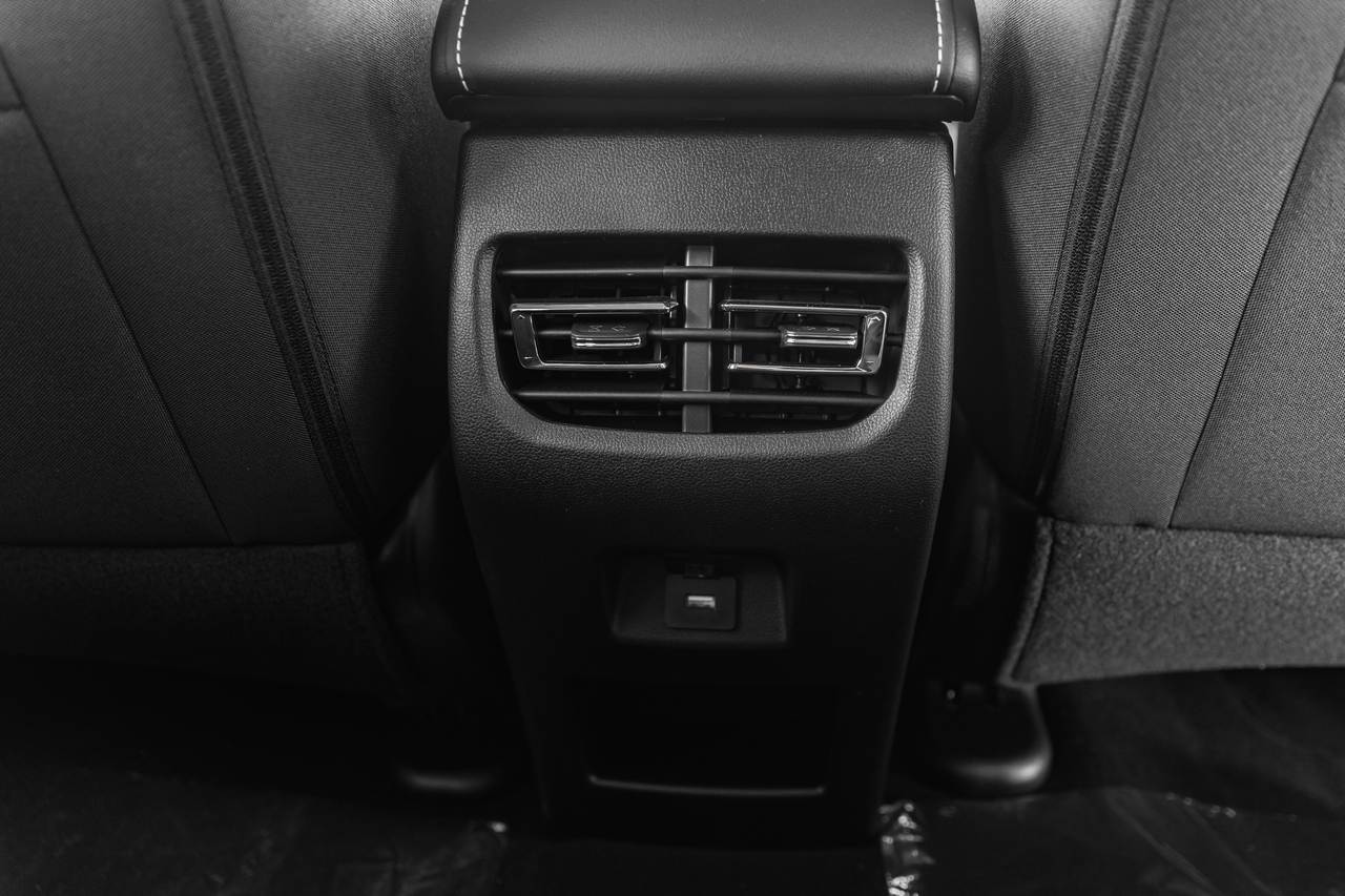 Легковой автотранспорт - Haval M6, II 2025 1.5 MT (143 л.с.)