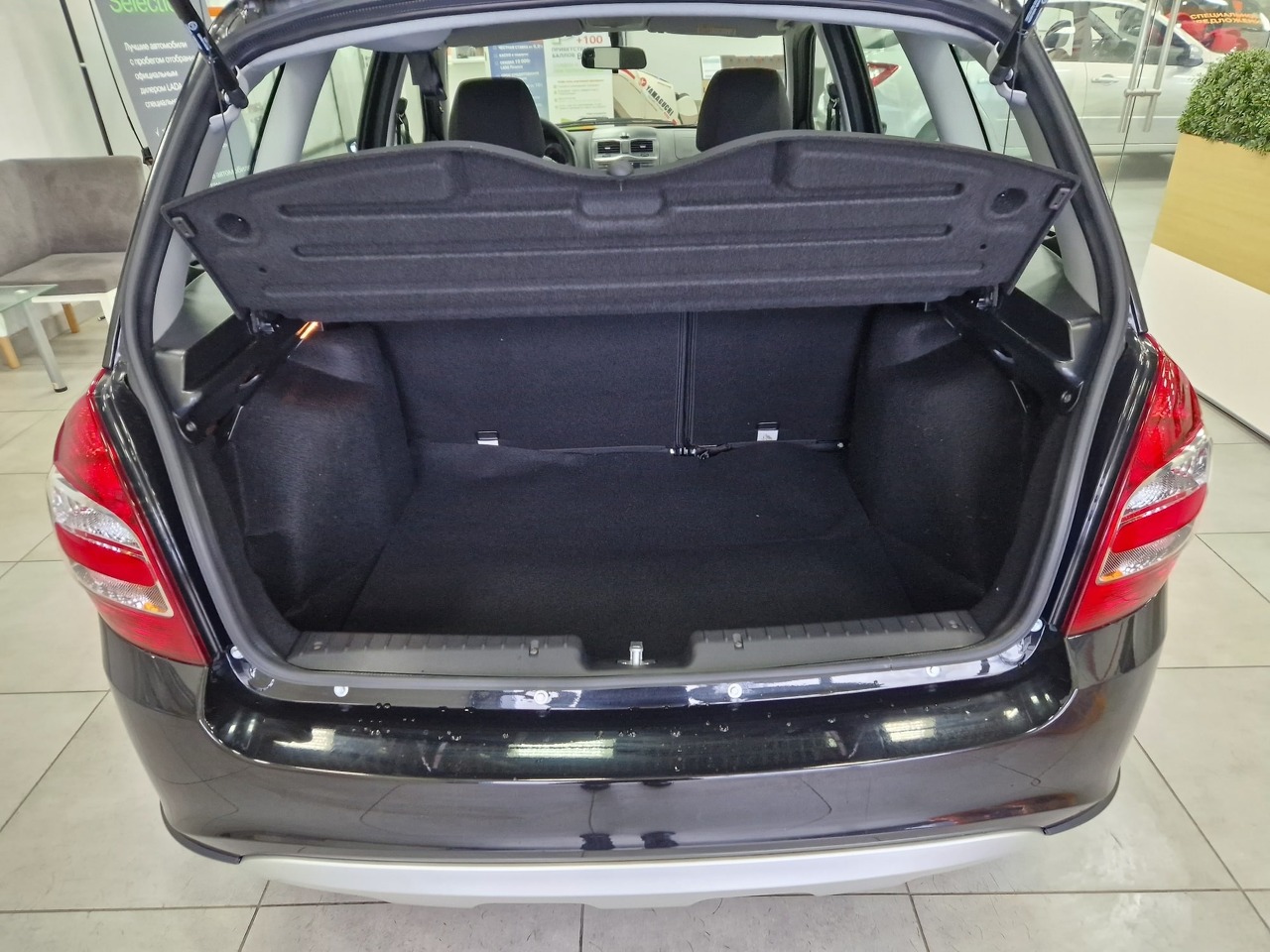 Легковой автотранспорт - LADA Granta Cross 1.6 MT (106 л.с.)