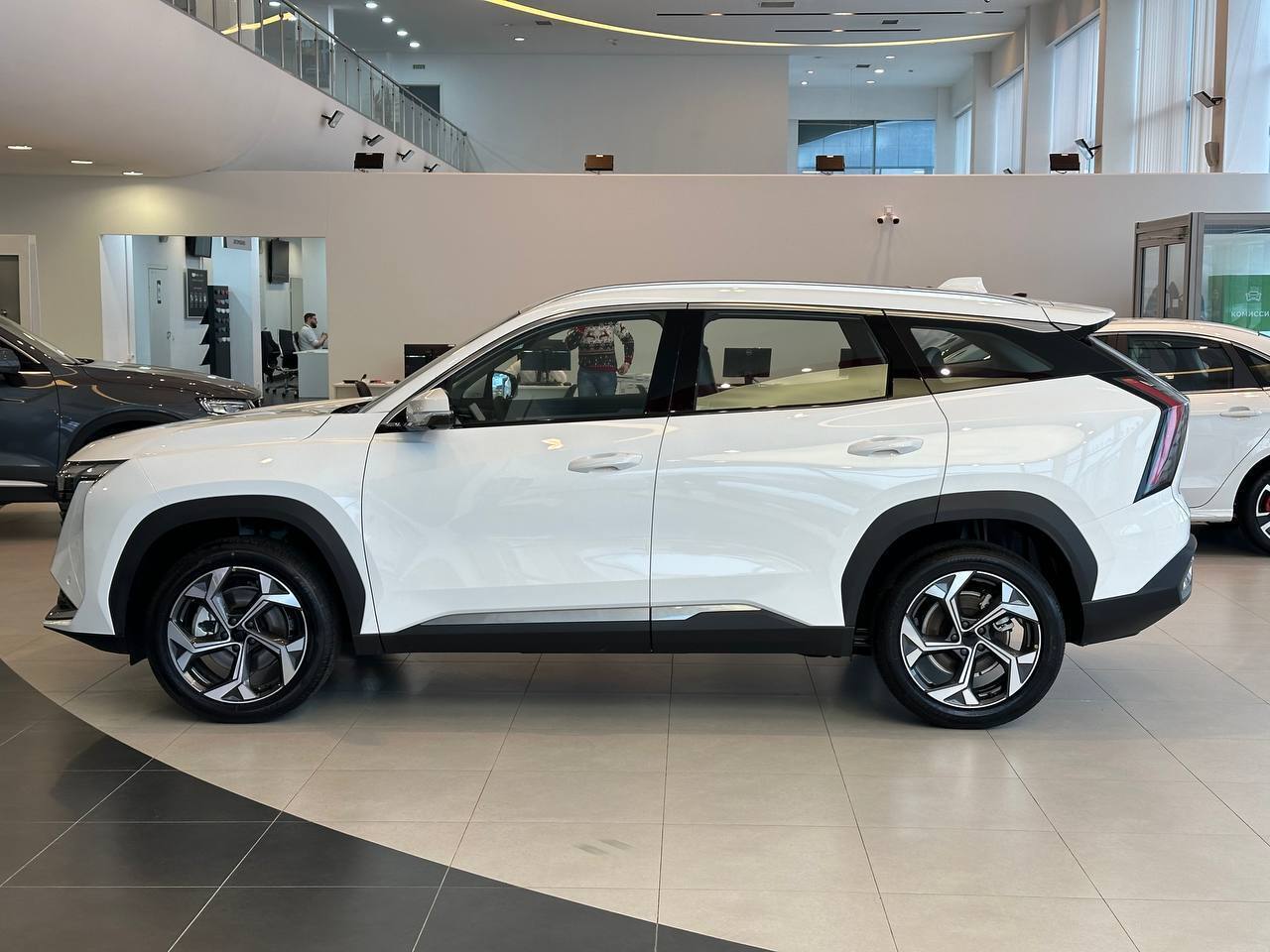 Легковой автотранспорт - GEELY Atlas 