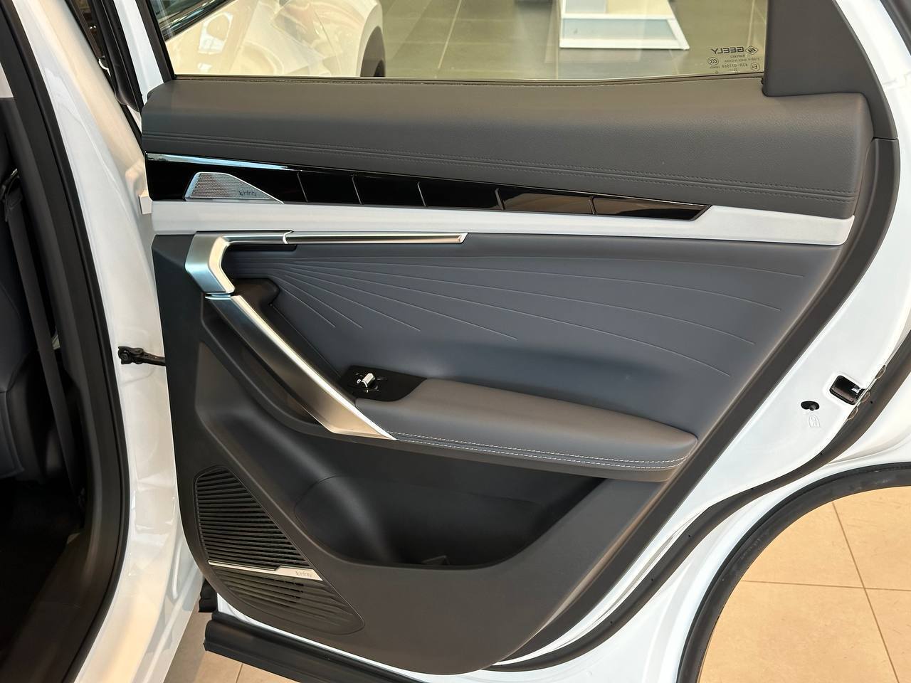 Легковой автотранспорт - GEELY Atlas 