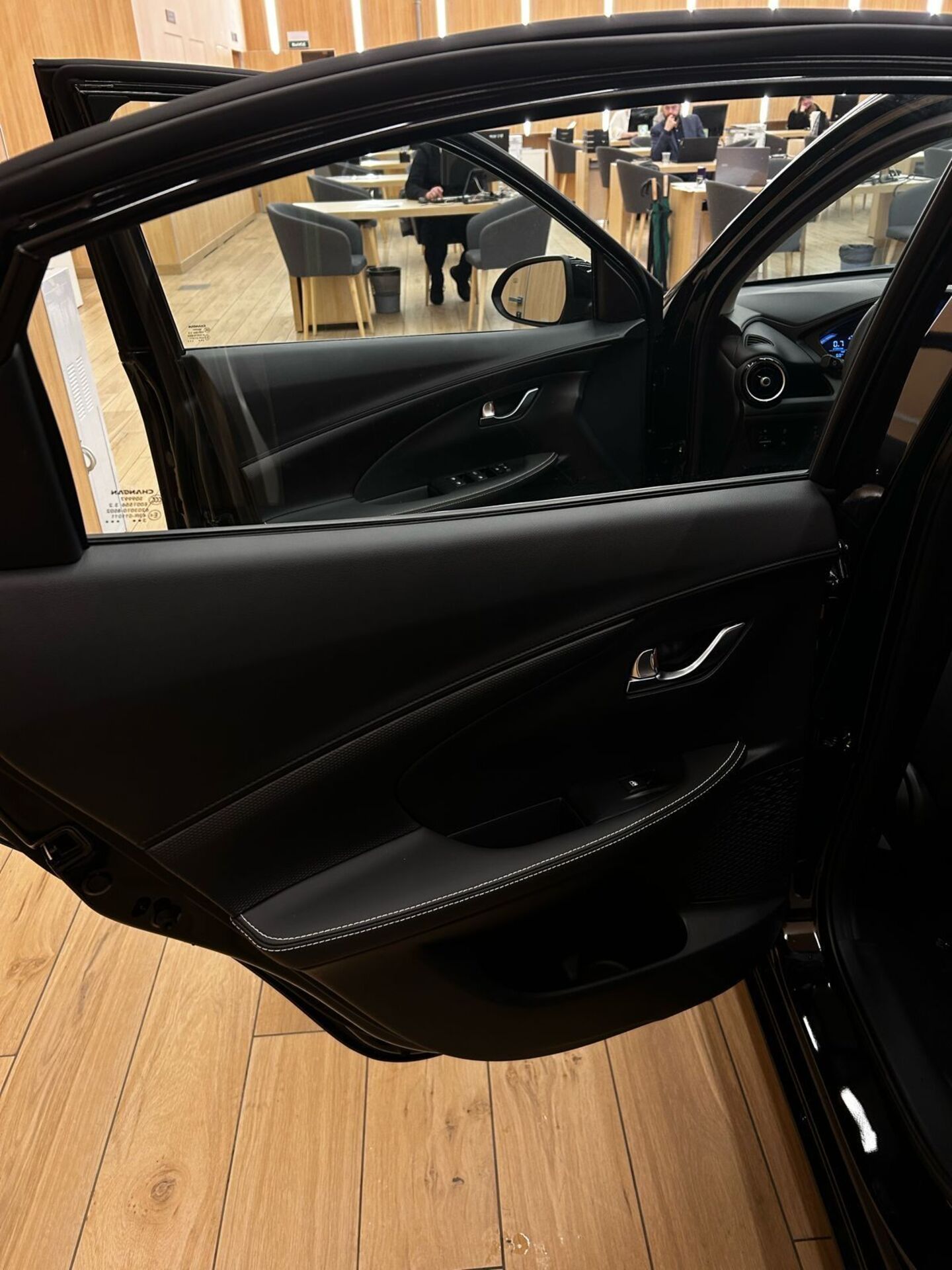 Легковой автотранспорт - CHANGAN Alsvin 1.5 AMT (98 л.с.)