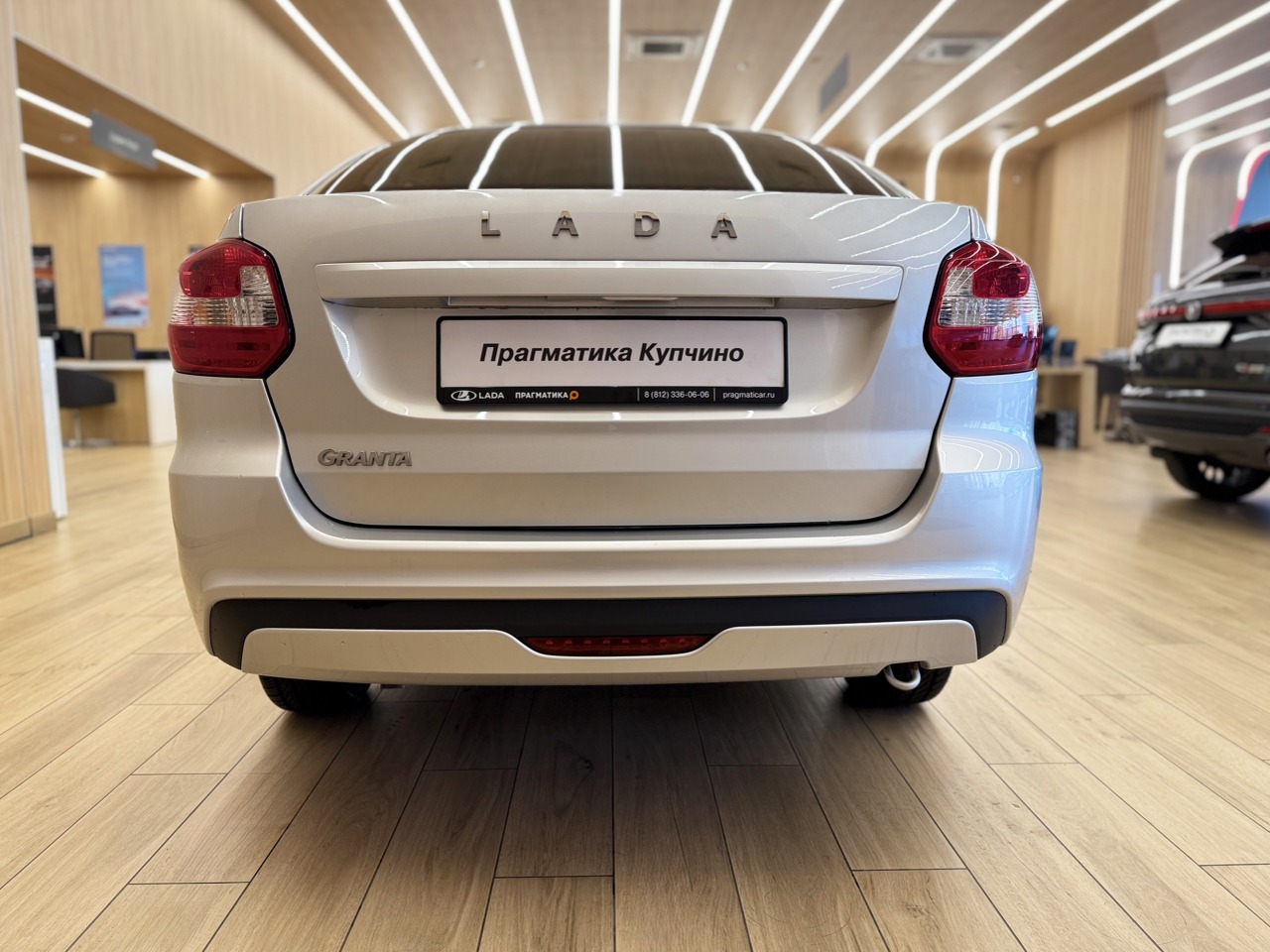 Легковой автотранспорт - LADA Granta 1.6 MT (90 л.с.)