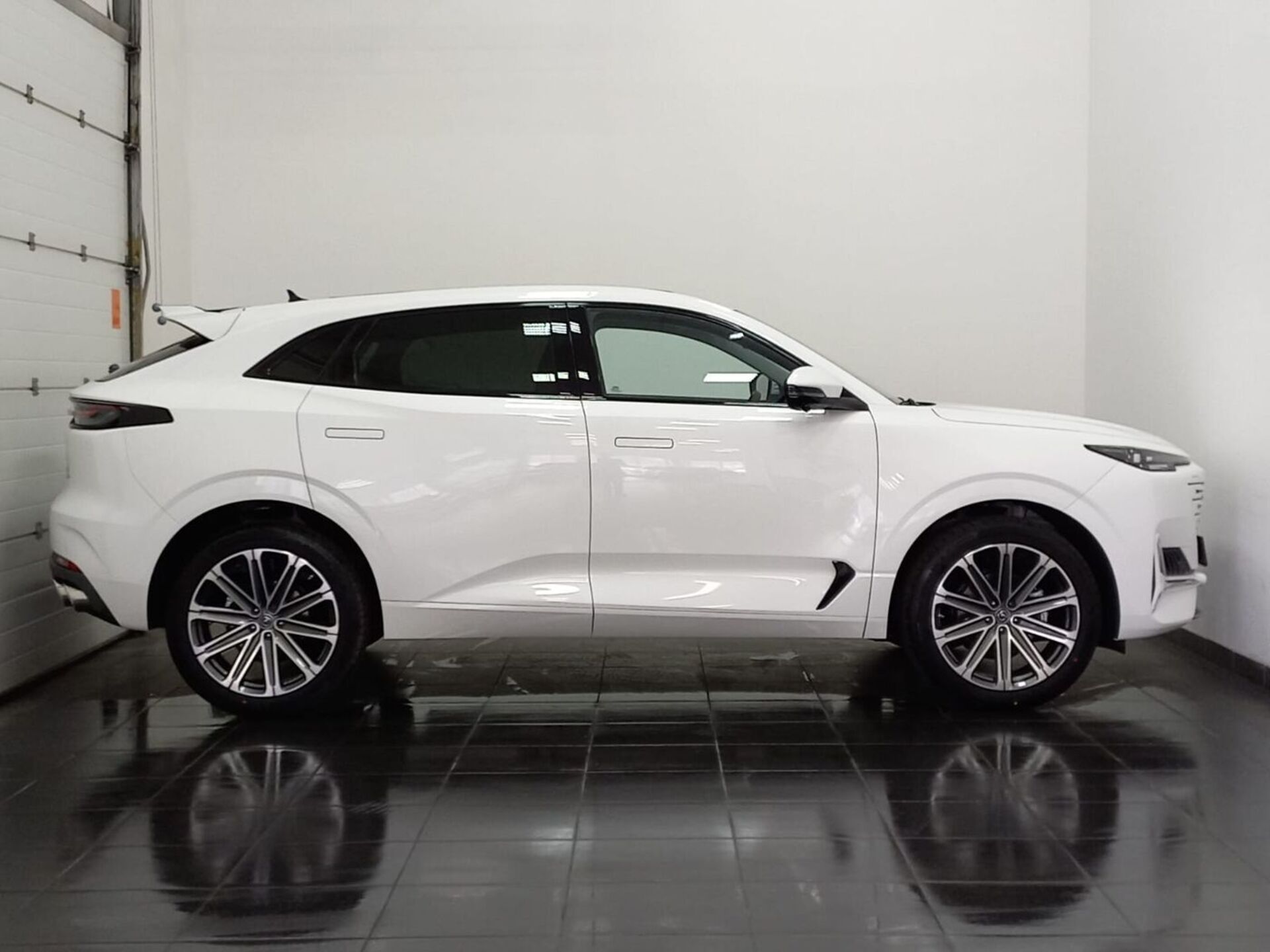 Легковой автотранспорт - CHANGAN UNI-K 2.0 AT (226 л.с.) 4WD