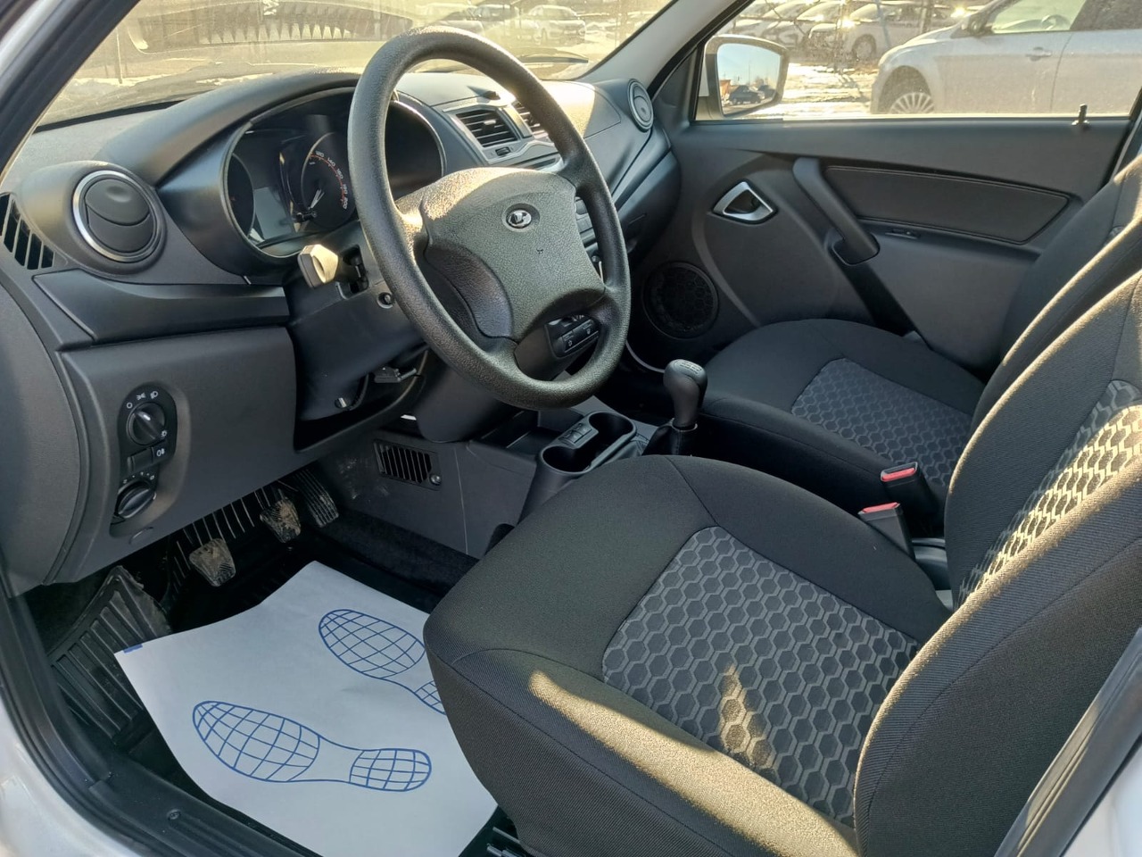 Легковой автотранспорт - Granta 1.6 MT (90 л.с.)