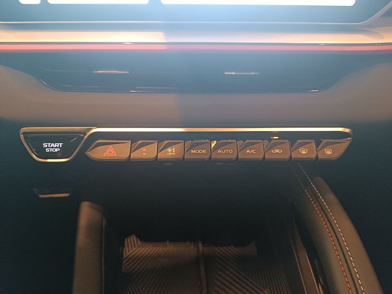 Легковой автотранспорт - GEELY Coolray 