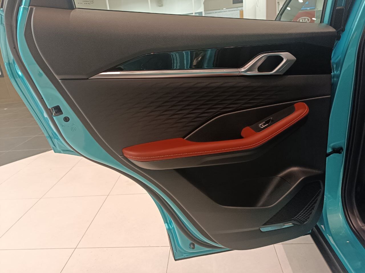 Легковой автотранспорт - GEELY Coolray 