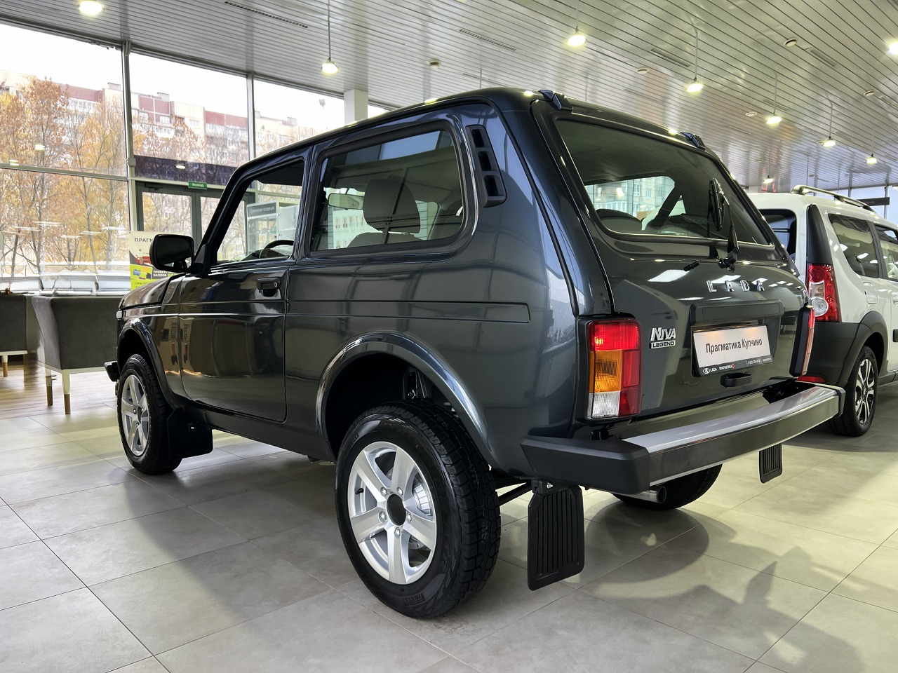 Легковой автотранспорт - LADA Niva Legend 1.7 MT (83 л.с.) 4WD
