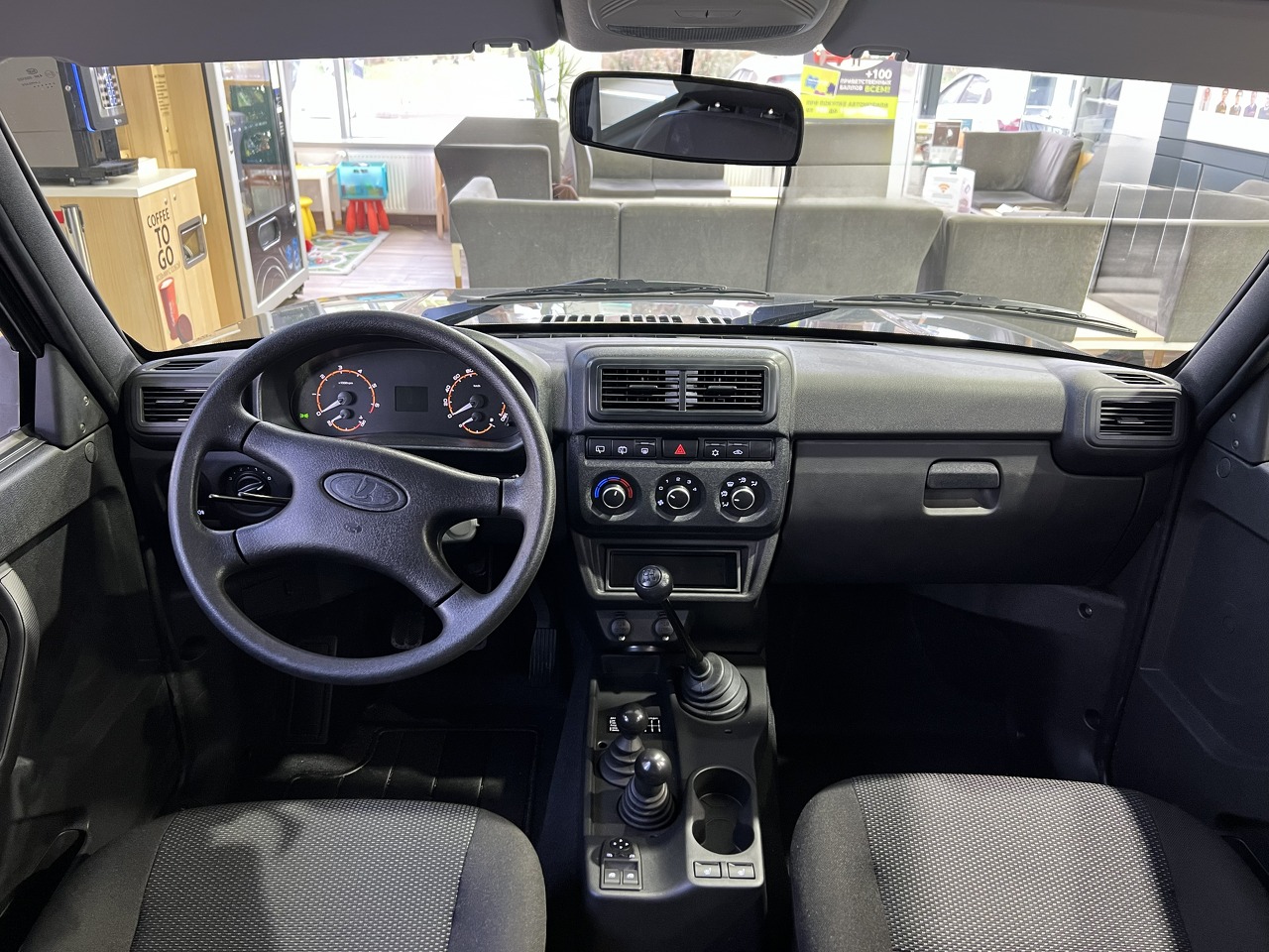 Легковой автотранспорт - LADA Niva Legend 1.7 MT (83 л.с.) 4WD