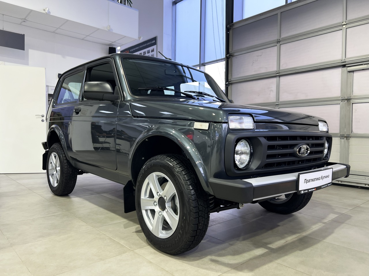 Легковой автотранспорт - LADA Niva Legend 1.7 MT (83 л.с.) 4WD