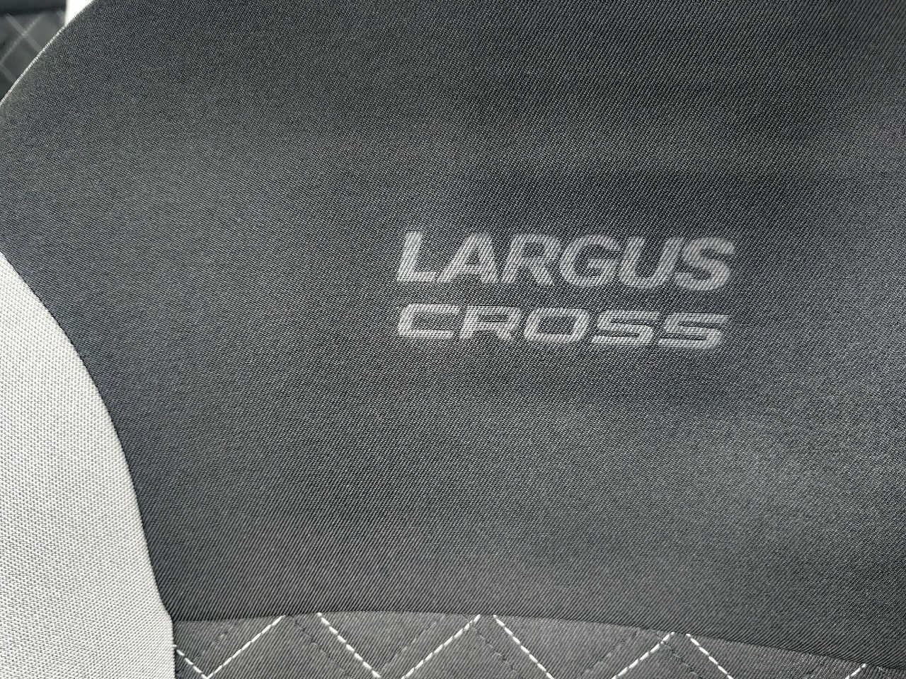 Легковой автотранспорт - LADA Largus Cross 1.6 MT (106 л.с.)