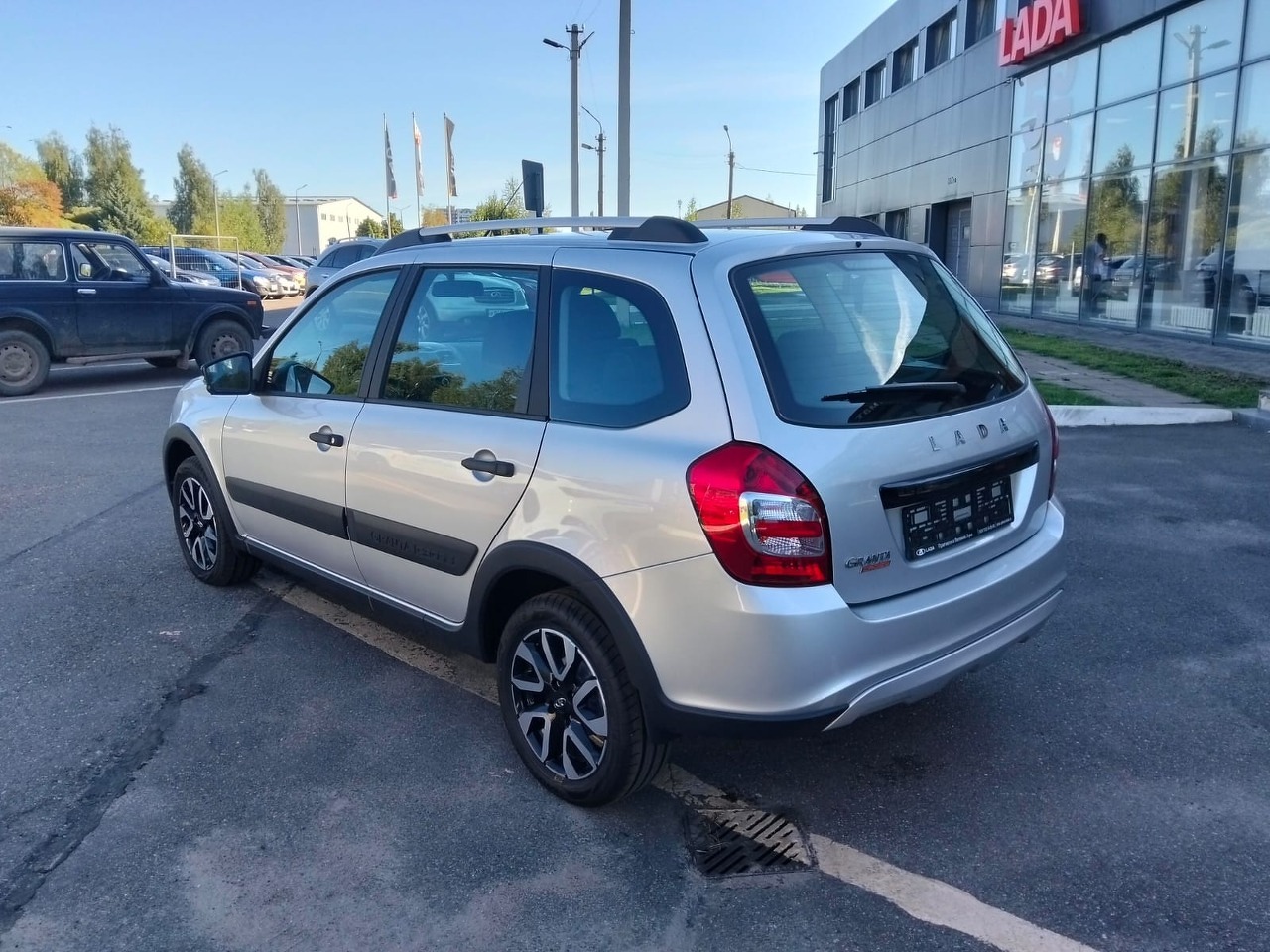 Легковой автотранспорт - LADA Granta Cross 1.6 MT (90 л.с.)