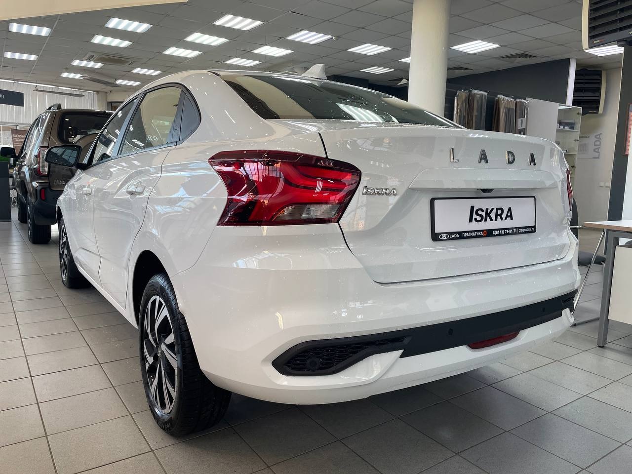 Легковой автотранспорт - LADA Iskra 1.6 CVT (106 л.с.)