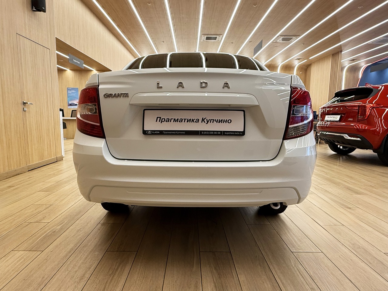 Легковой автотранспорт - LADA Granta 1.6 MT (90 л.с.)