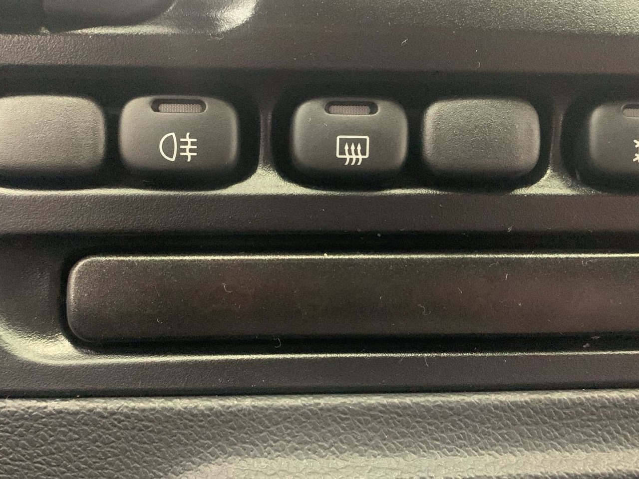 Легковой автотранспорт - LADA Niva Travel 1.7 MT (83 л.с.) 4WD