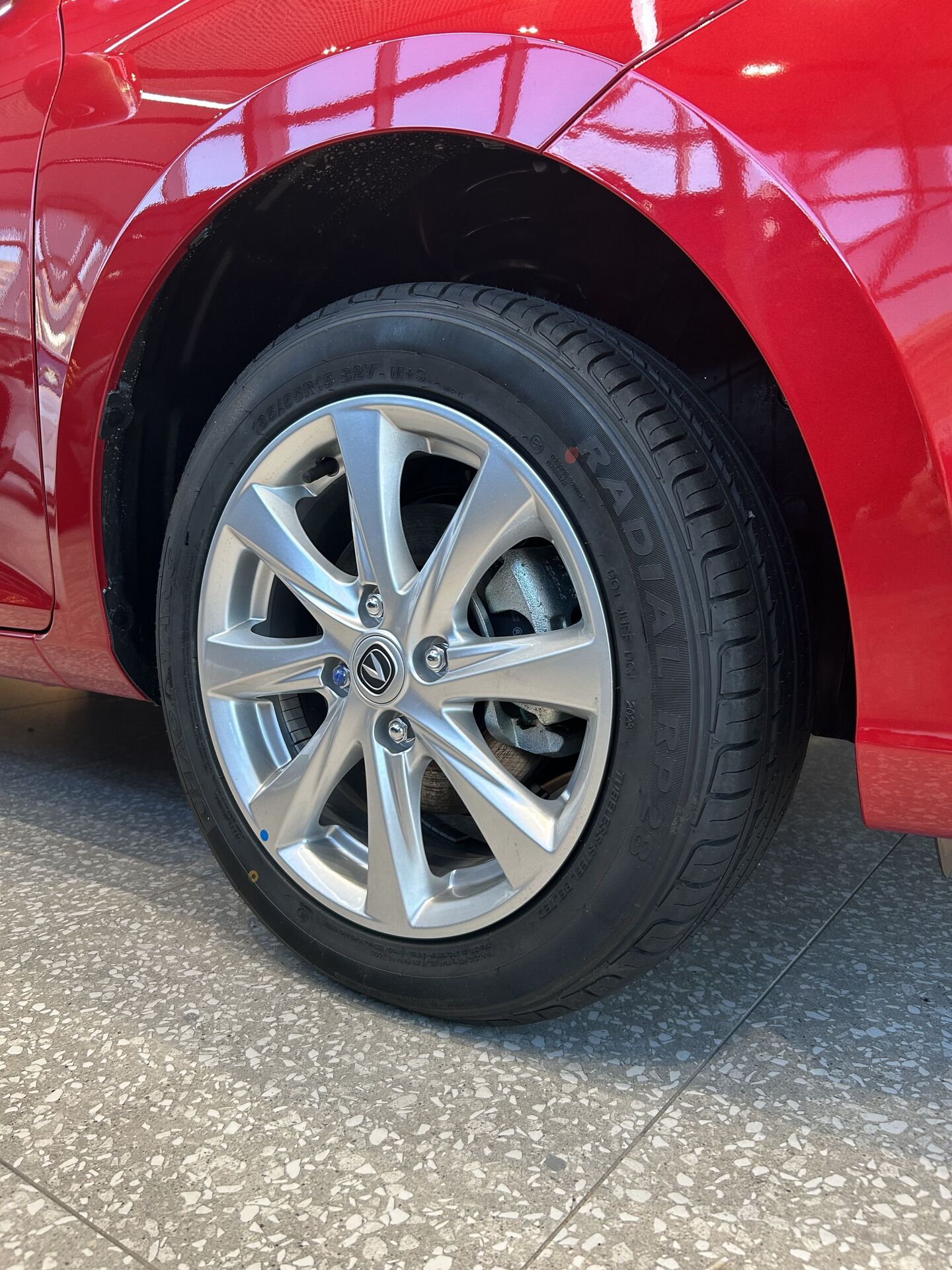 Легковой автотранспорт - CHANGAN Alsvin 1.5 AMT (98 л.с.)